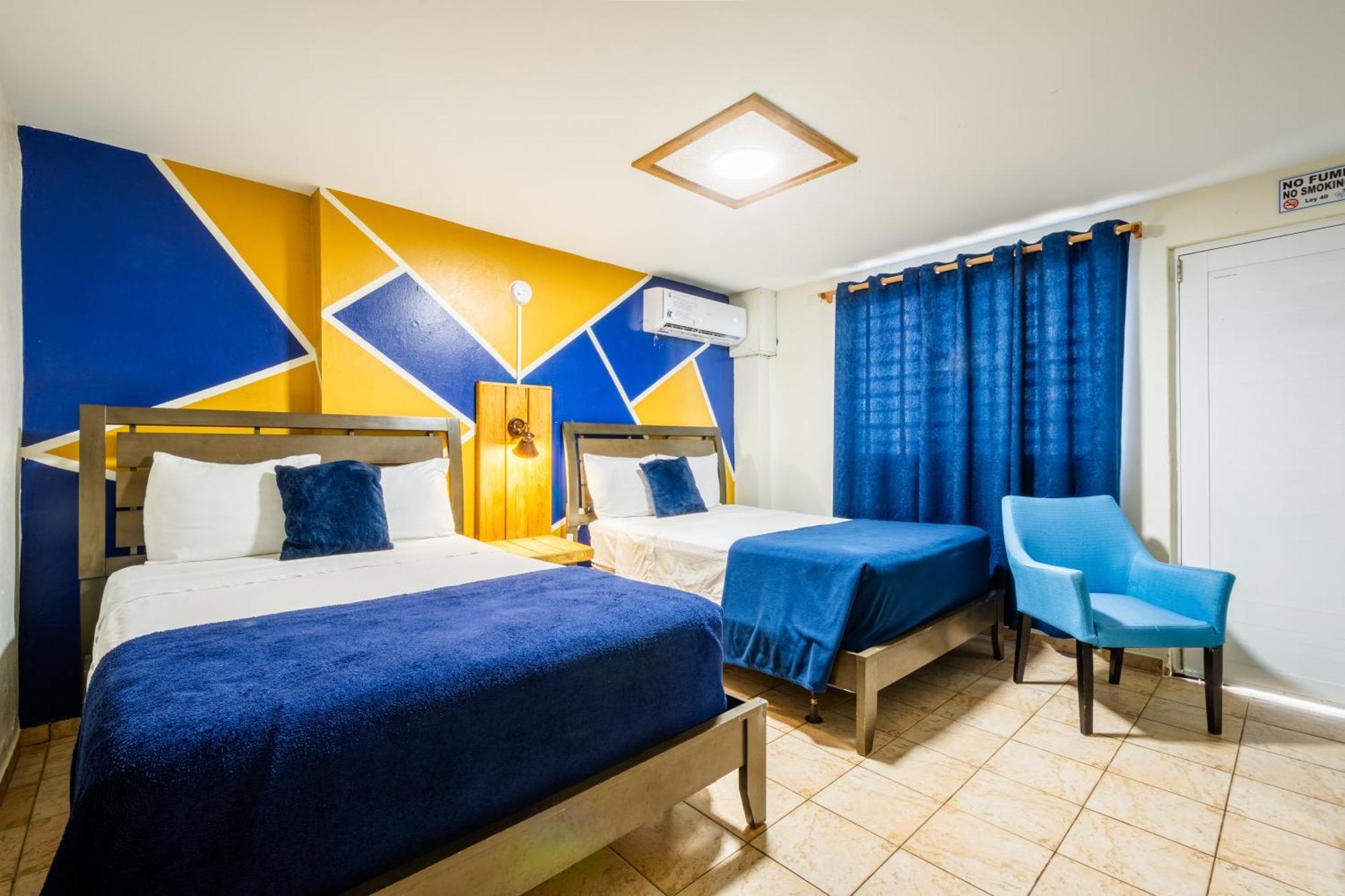 West Coast Inn's Hotel