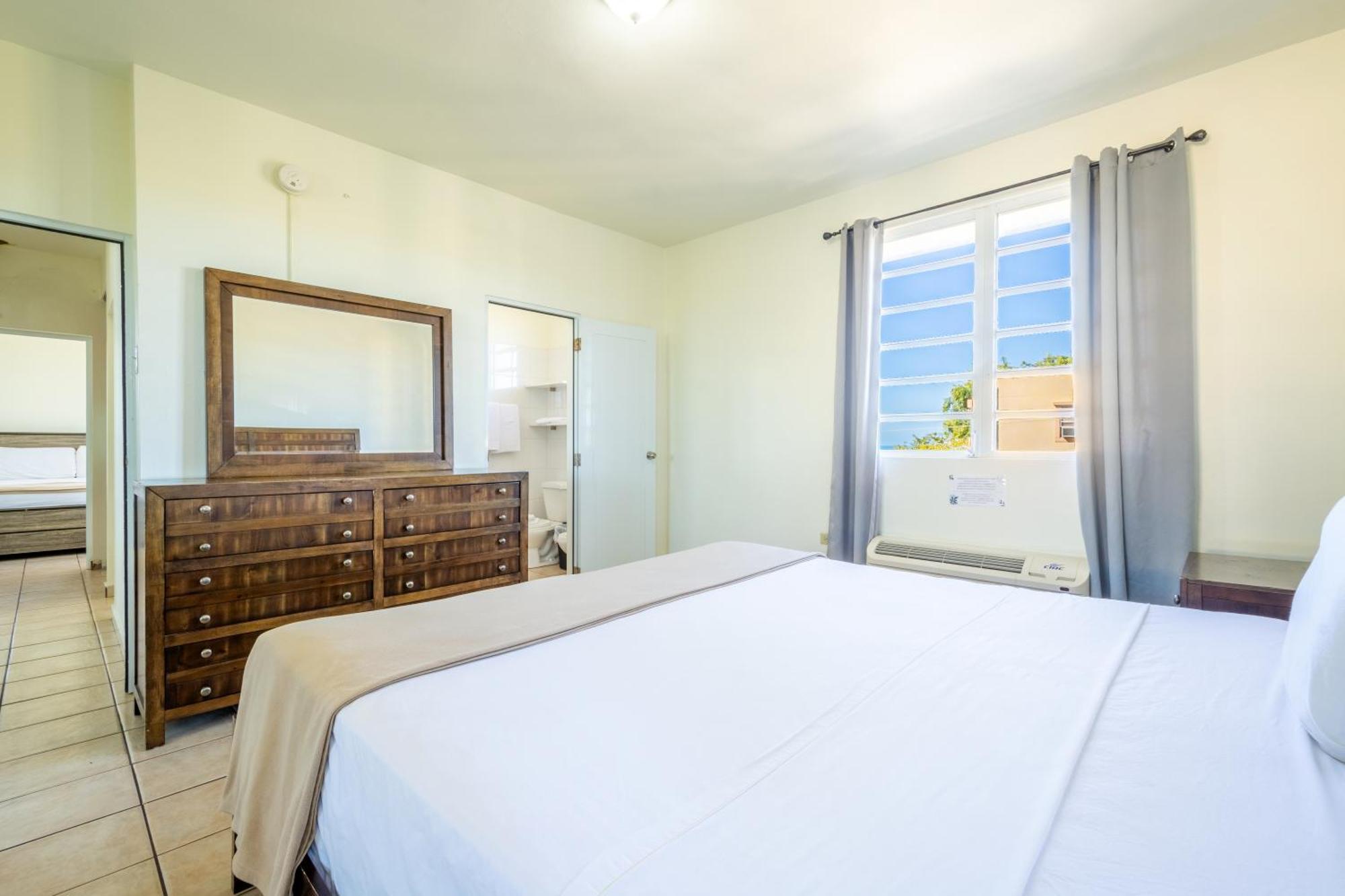 West Coast Inn's 3*