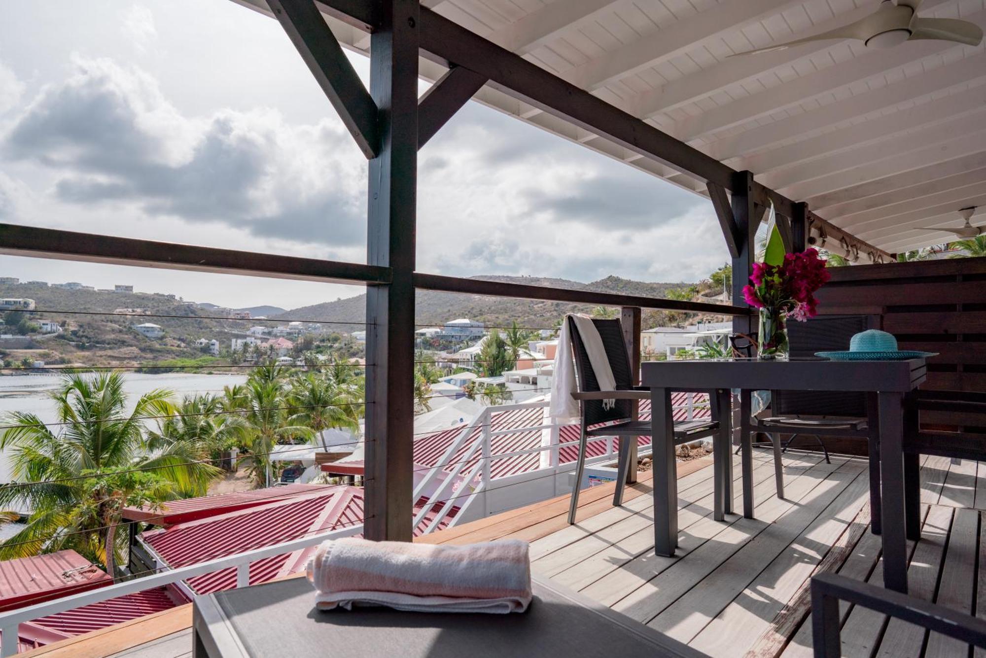 Les Balcons D'oyster Pond Resort