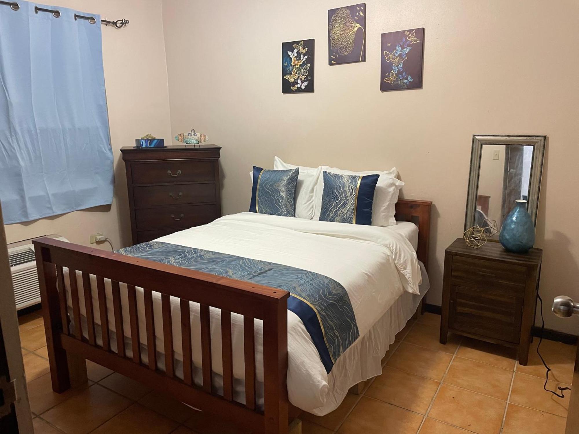 Paradise Island Apartment