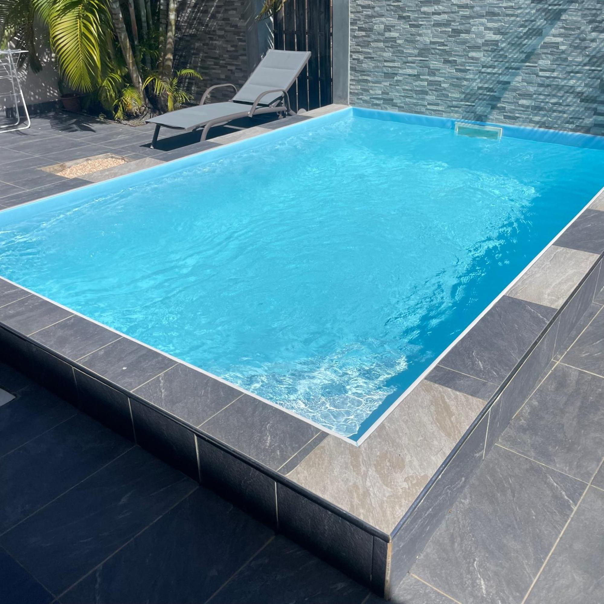 Magnifique Capucines Avec Piscine *
