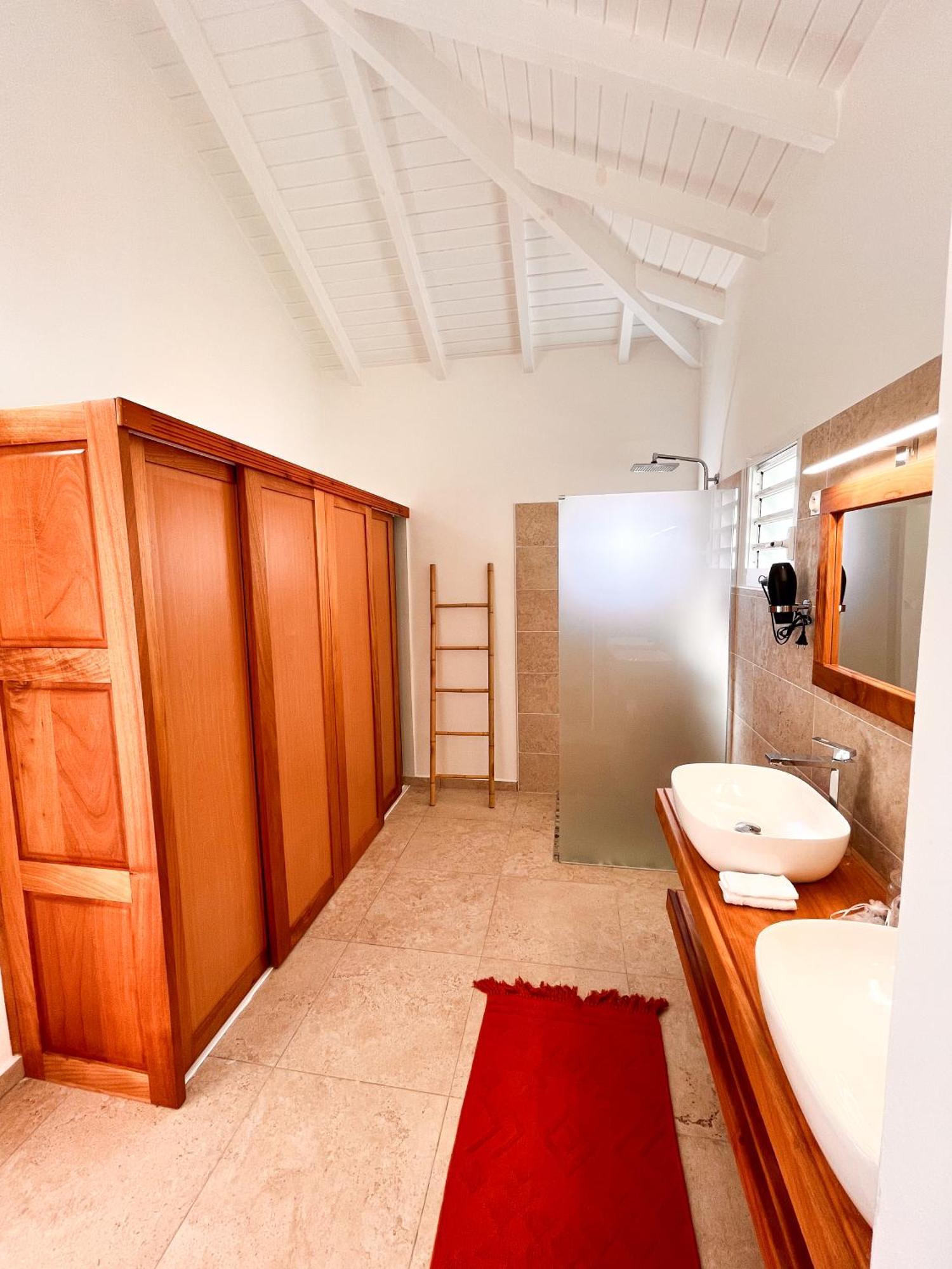 Villa Les Raisins Clairs - Standing 4 Etoiles , Vue Sur Panoramique & Piscine A Debordement