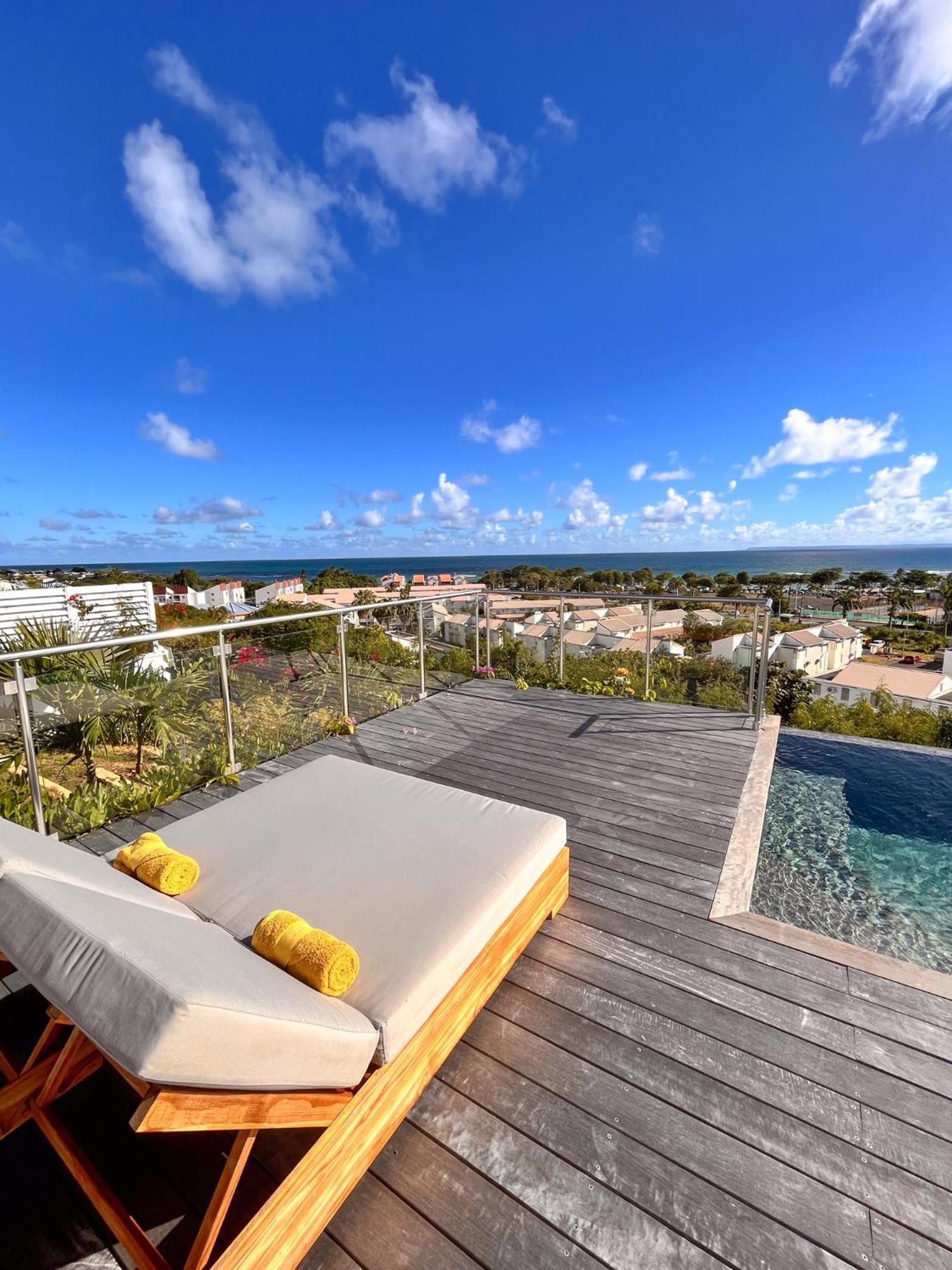 Villa Les Raisins Clairs - Standing 4 Etoiles , Vue Sur Panoramique & Piscine A Debordement