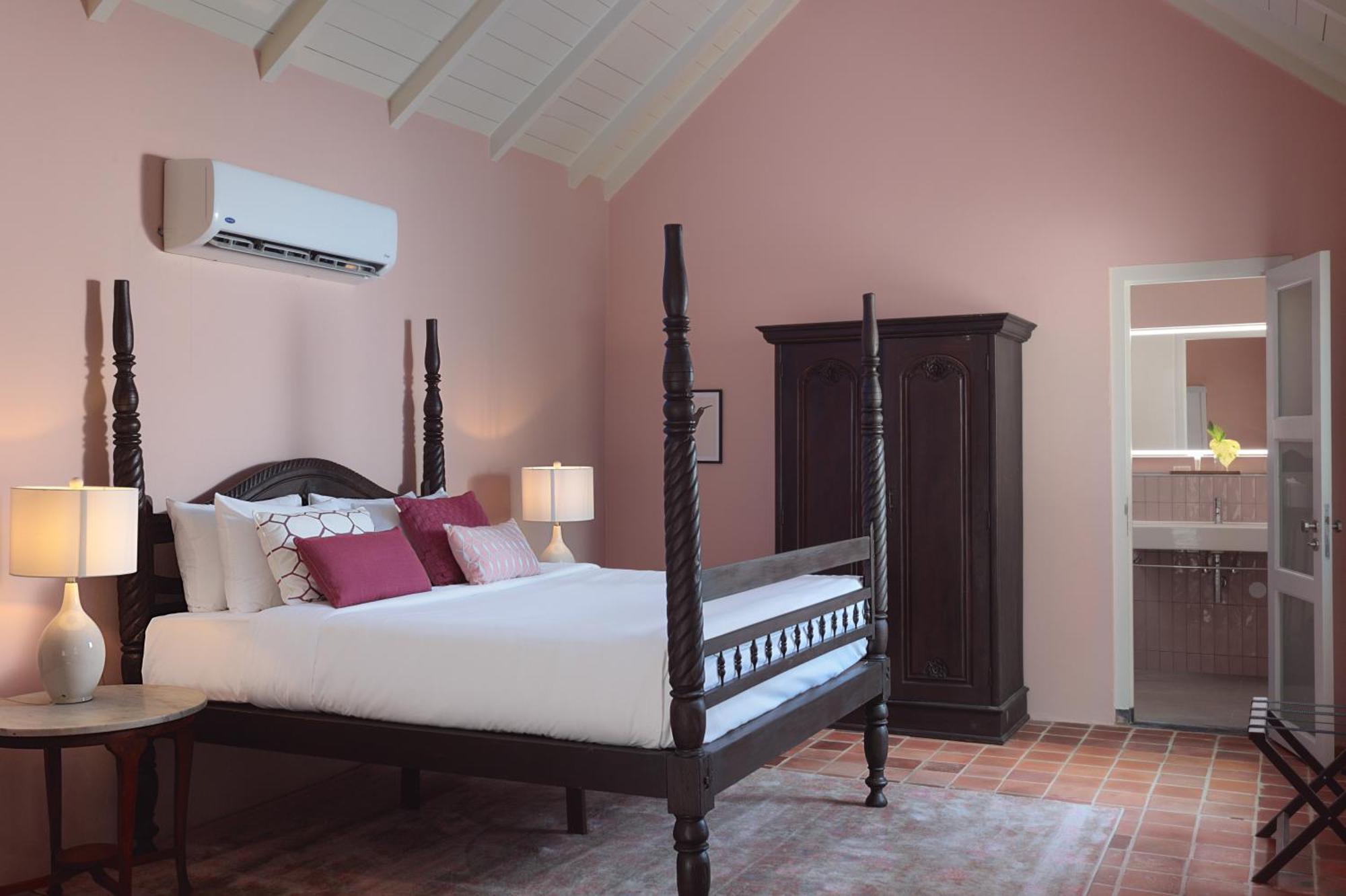 Kura Botanica Hotel 4*