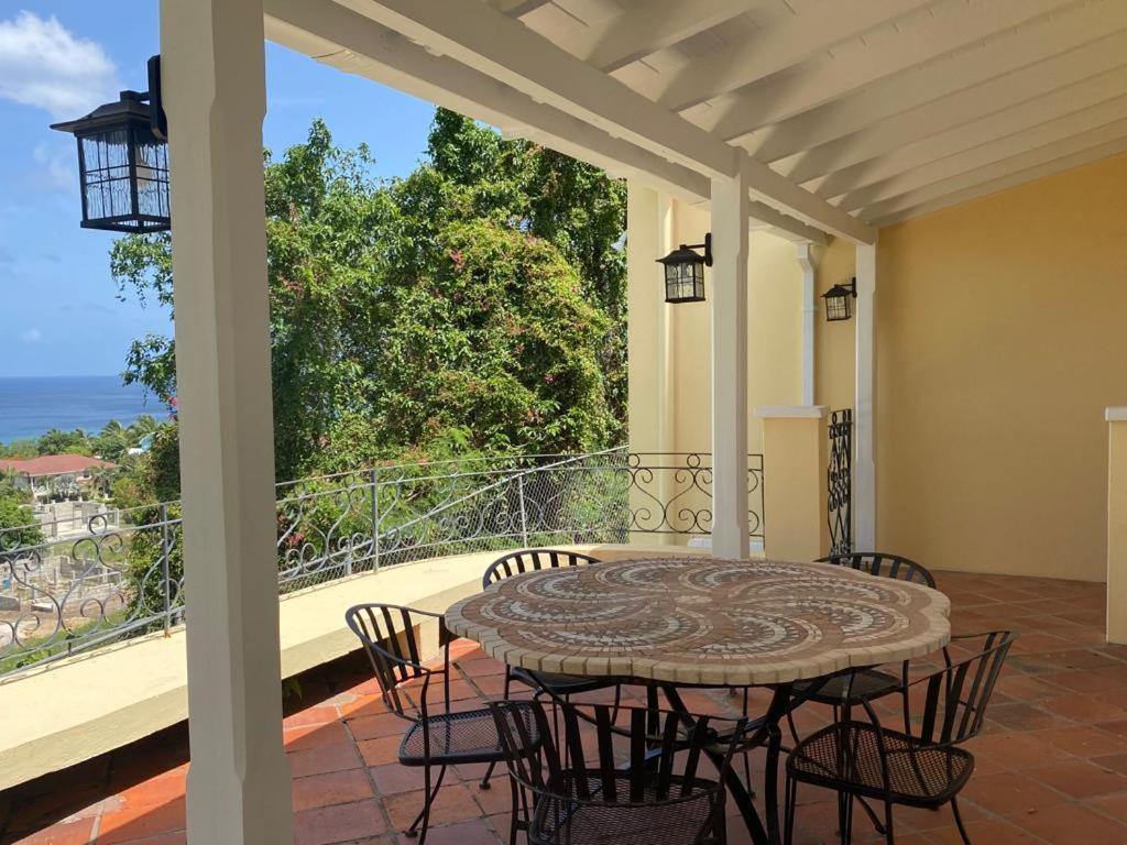 Guest house Colleton Great House 3*