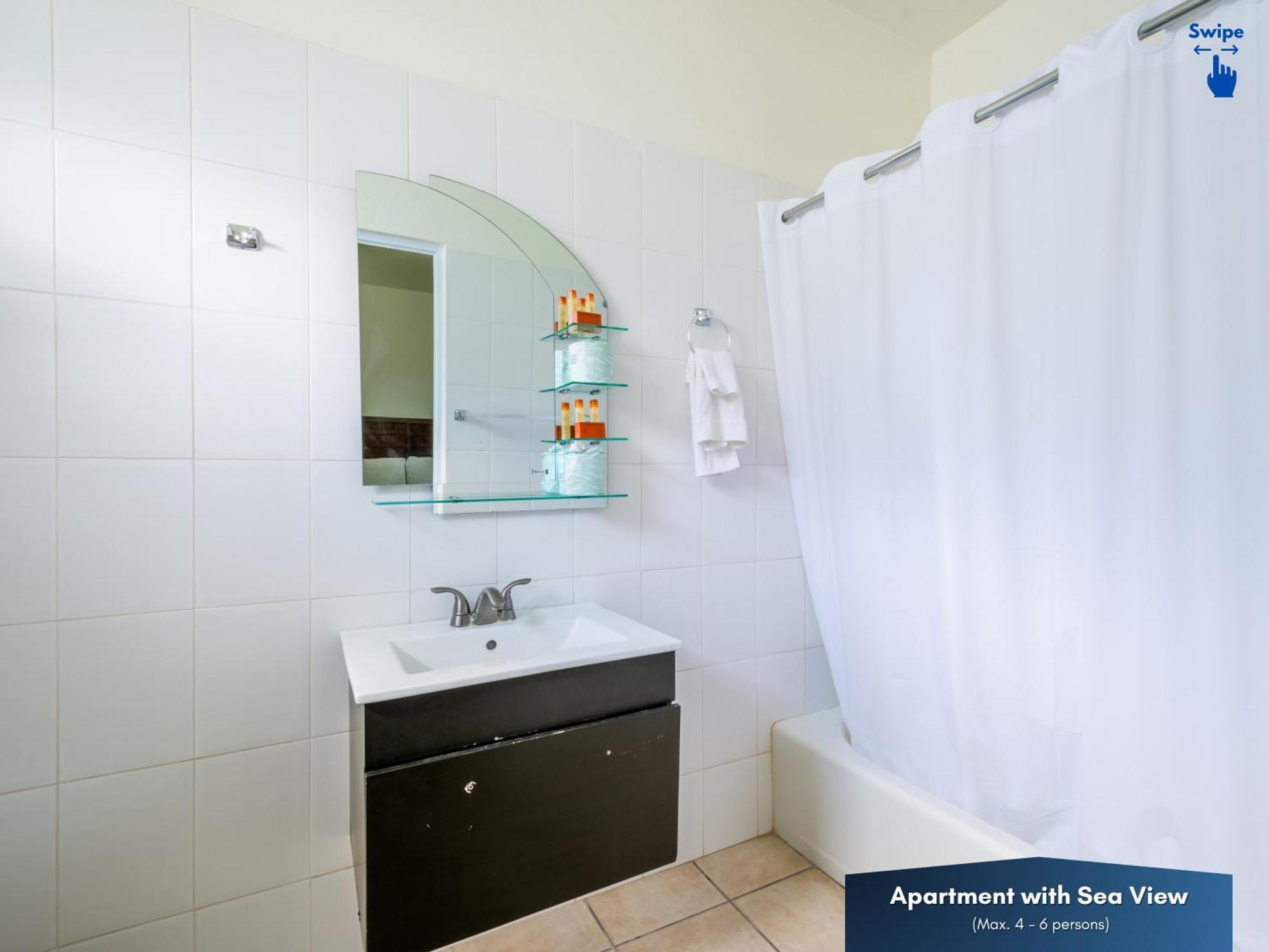 West Coast Inn's Hotel 3*