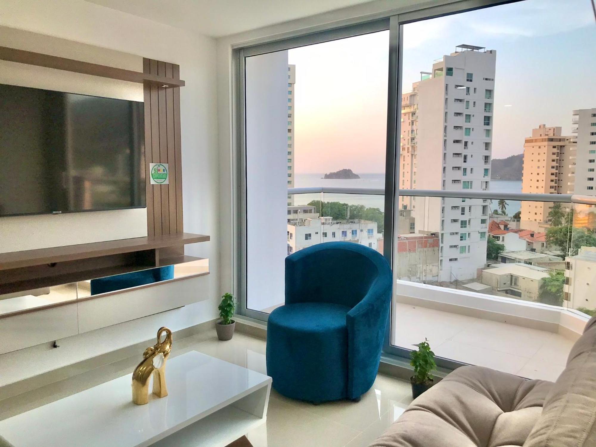 Hermosa Vista Mar/ High Floor Sea View Apartment Gaira