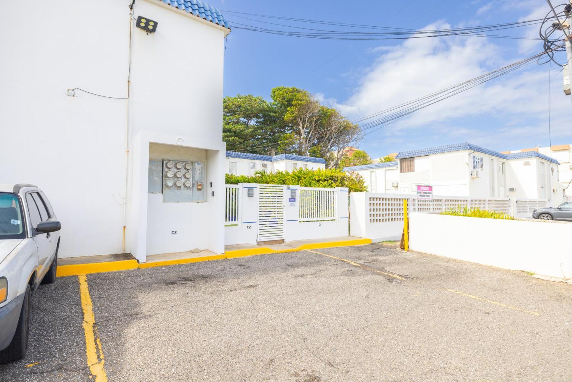 Apartment Montones C-3 *