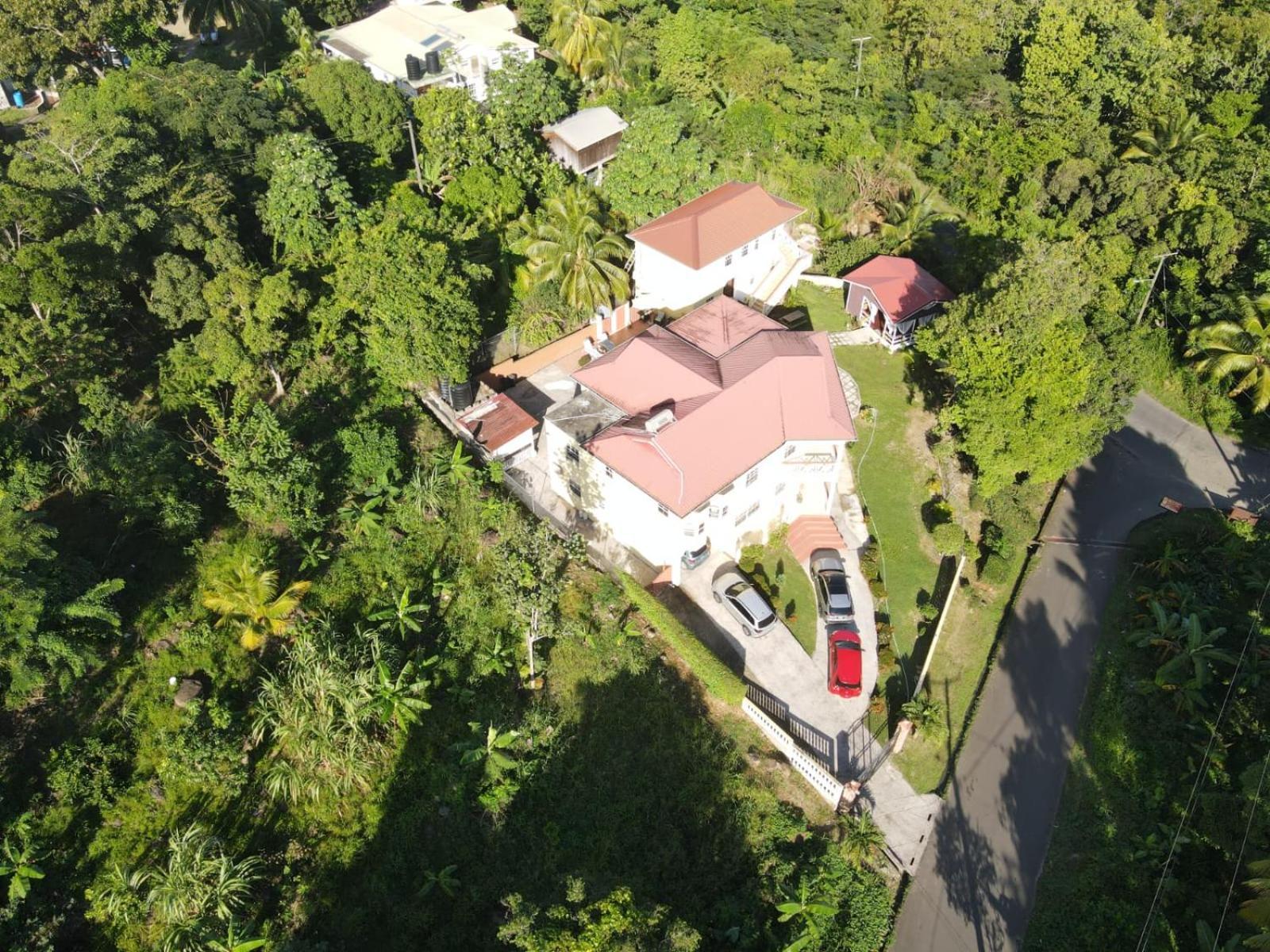Guest house Royal Escape - 1 *