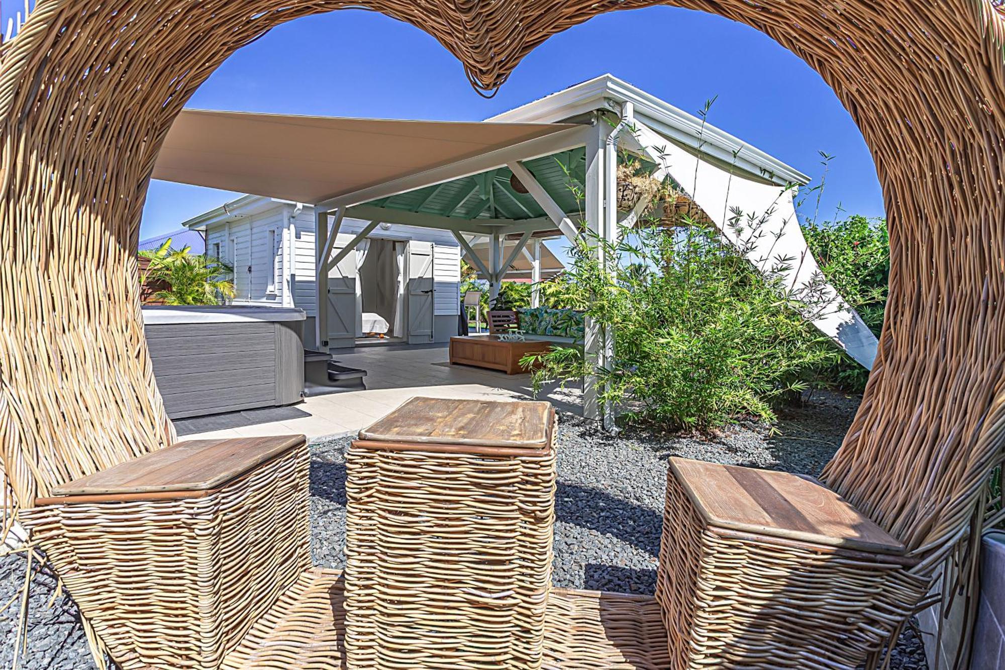 Magnifique Et Jacuzzi Au Coeur Des Plages Holiday home *
