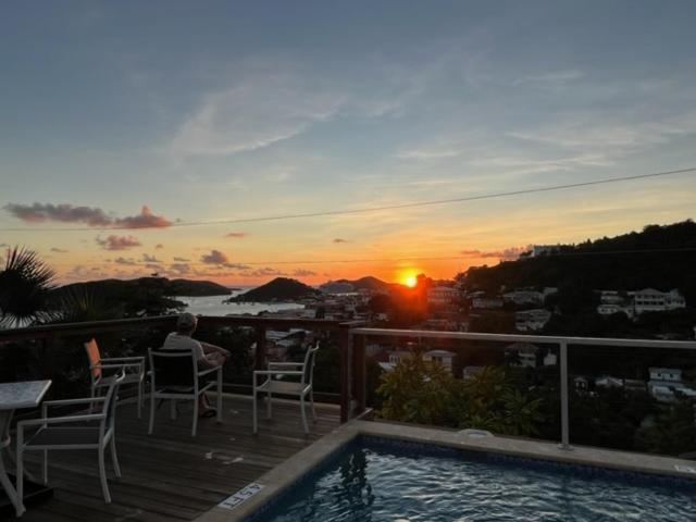 The Iguana Inn