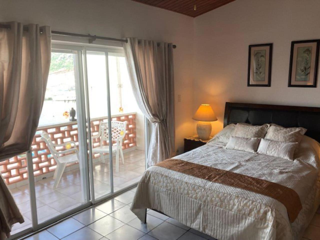 Waterfront South Finger 227 Villa *