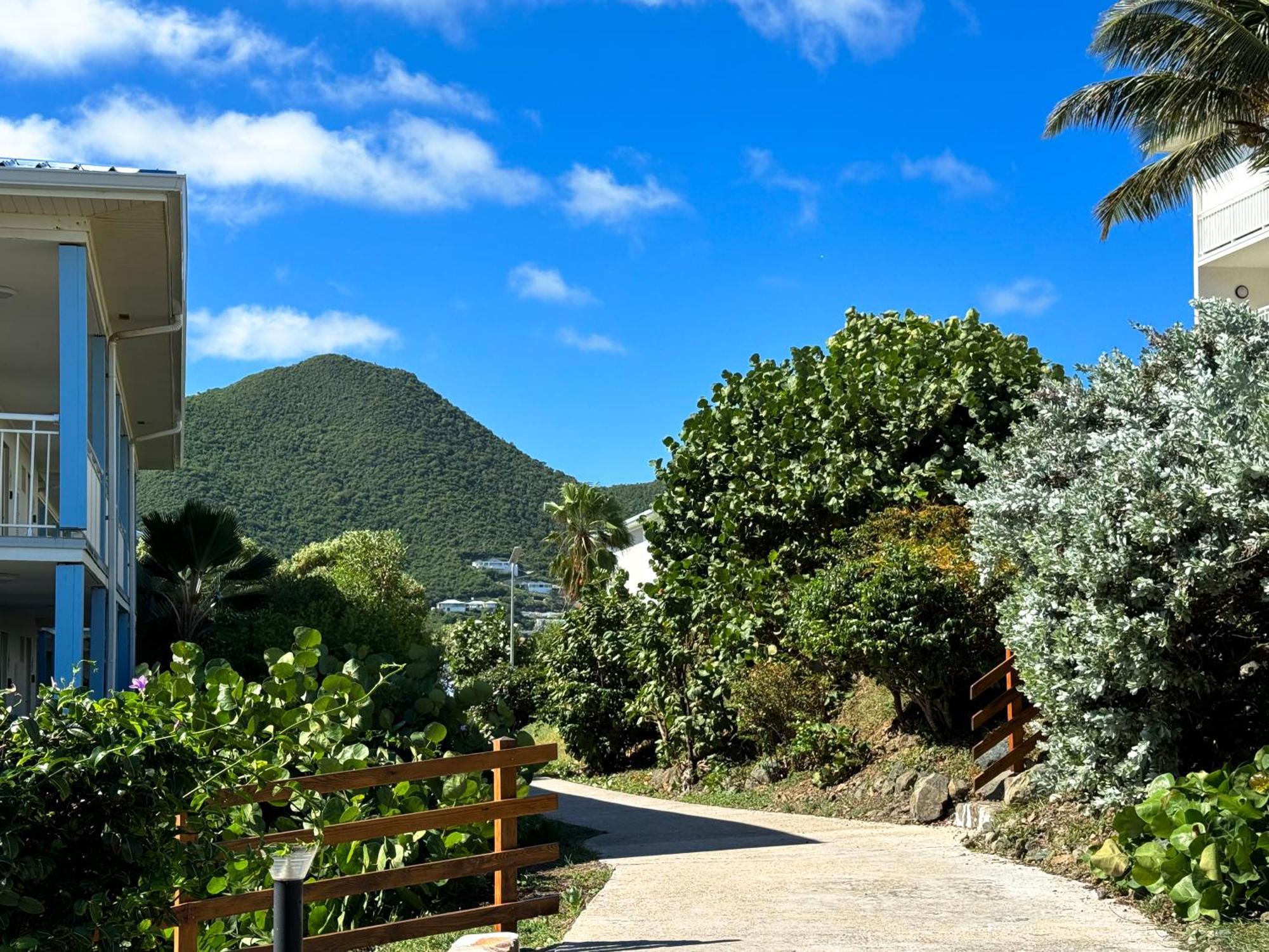 Apartamento Front Line Unit 520 Ft2 - 48 M2, On Second Floor, Stunning Ocean View *