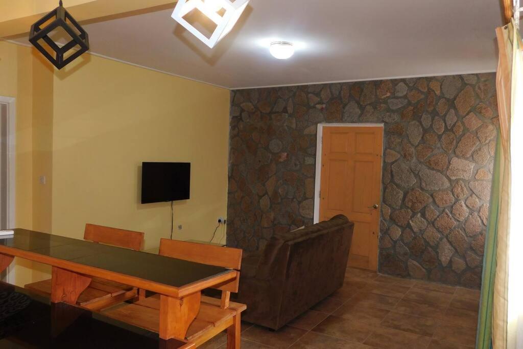 Tropical Oasis Apartment