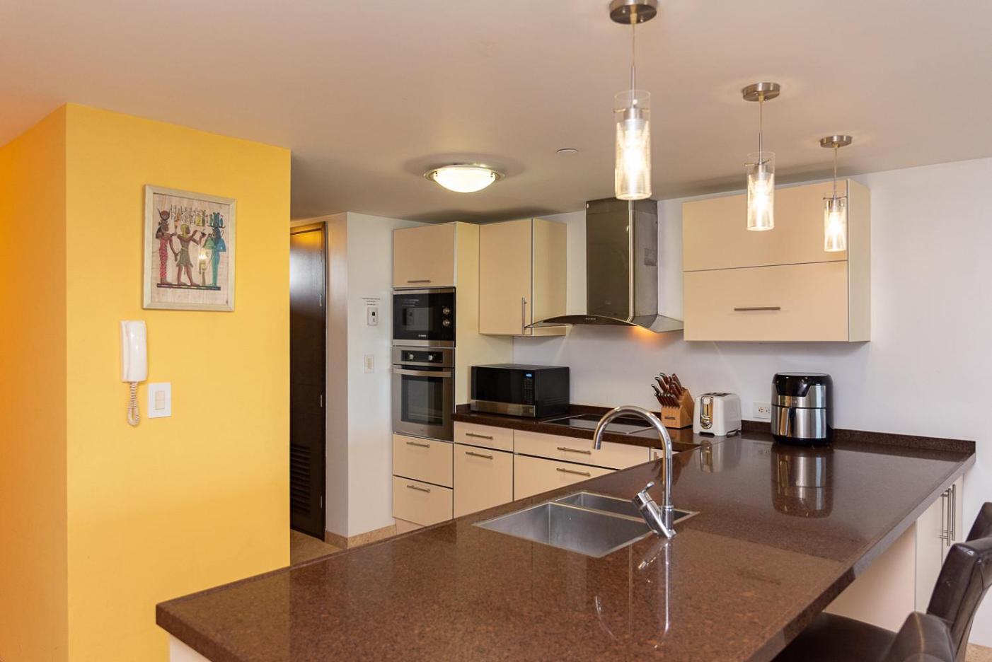 Star Oasis Apartment Palm Beach