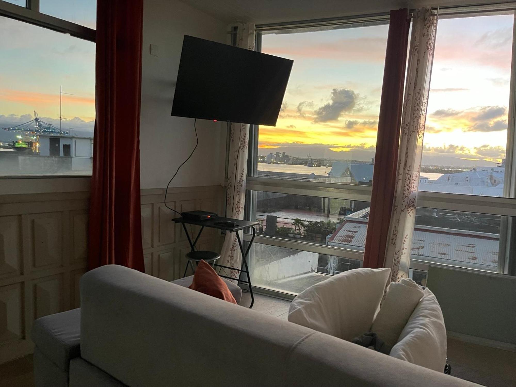 Penthouse Seaside 10 Min Port, Croisiere Et Aeroport