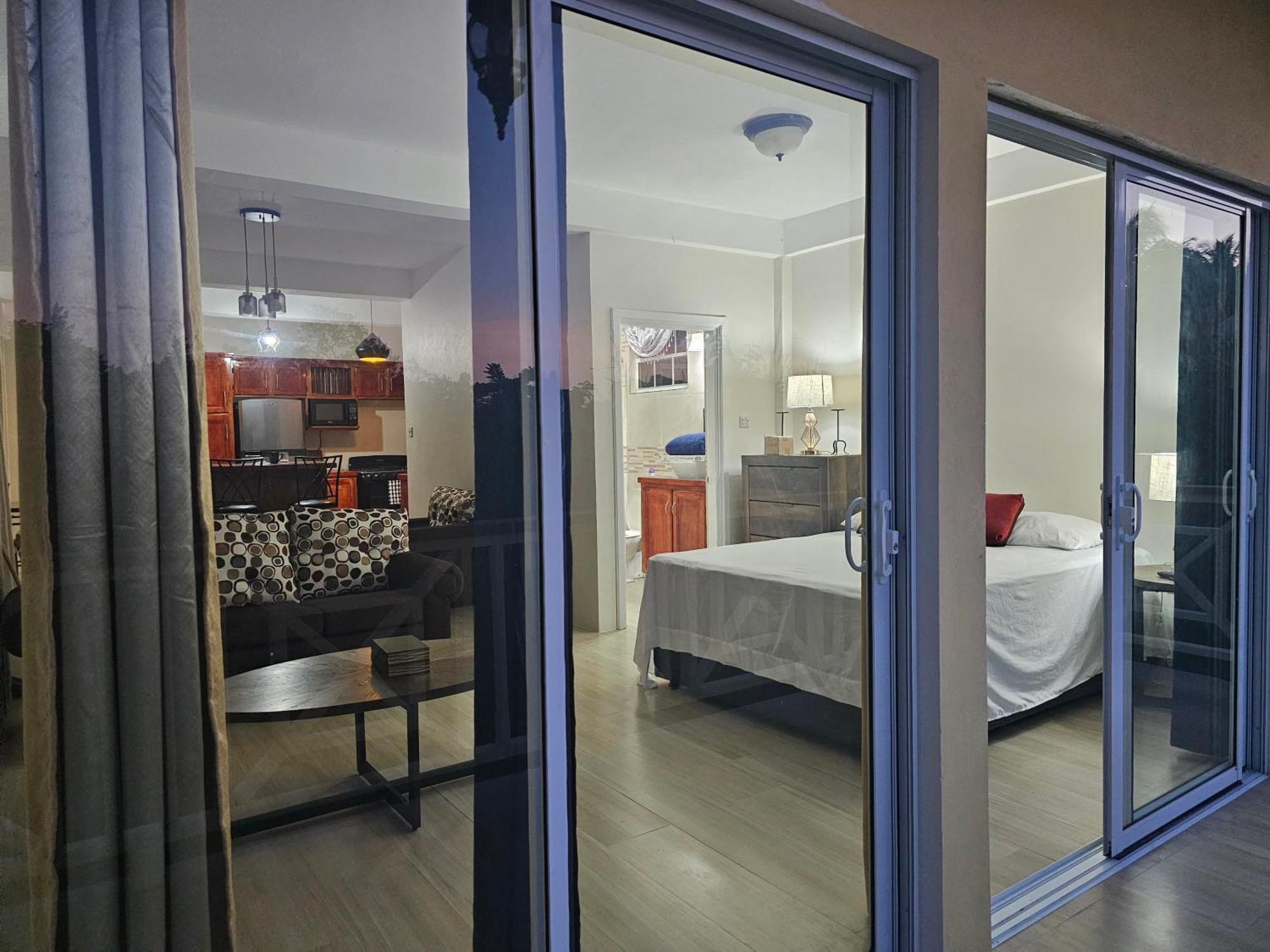 Royal Escape - 2 Apartment