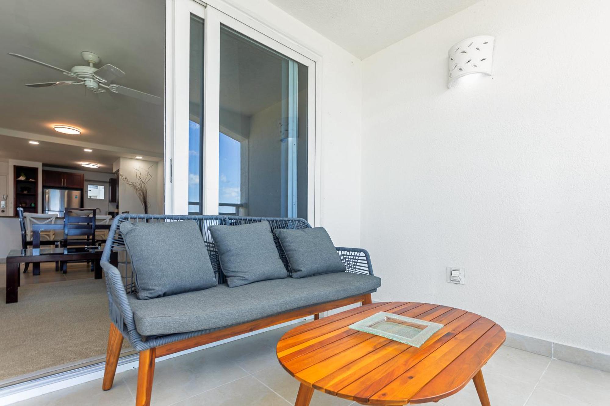 Apartment House - Elegant 1 Bedroom - Ocean View