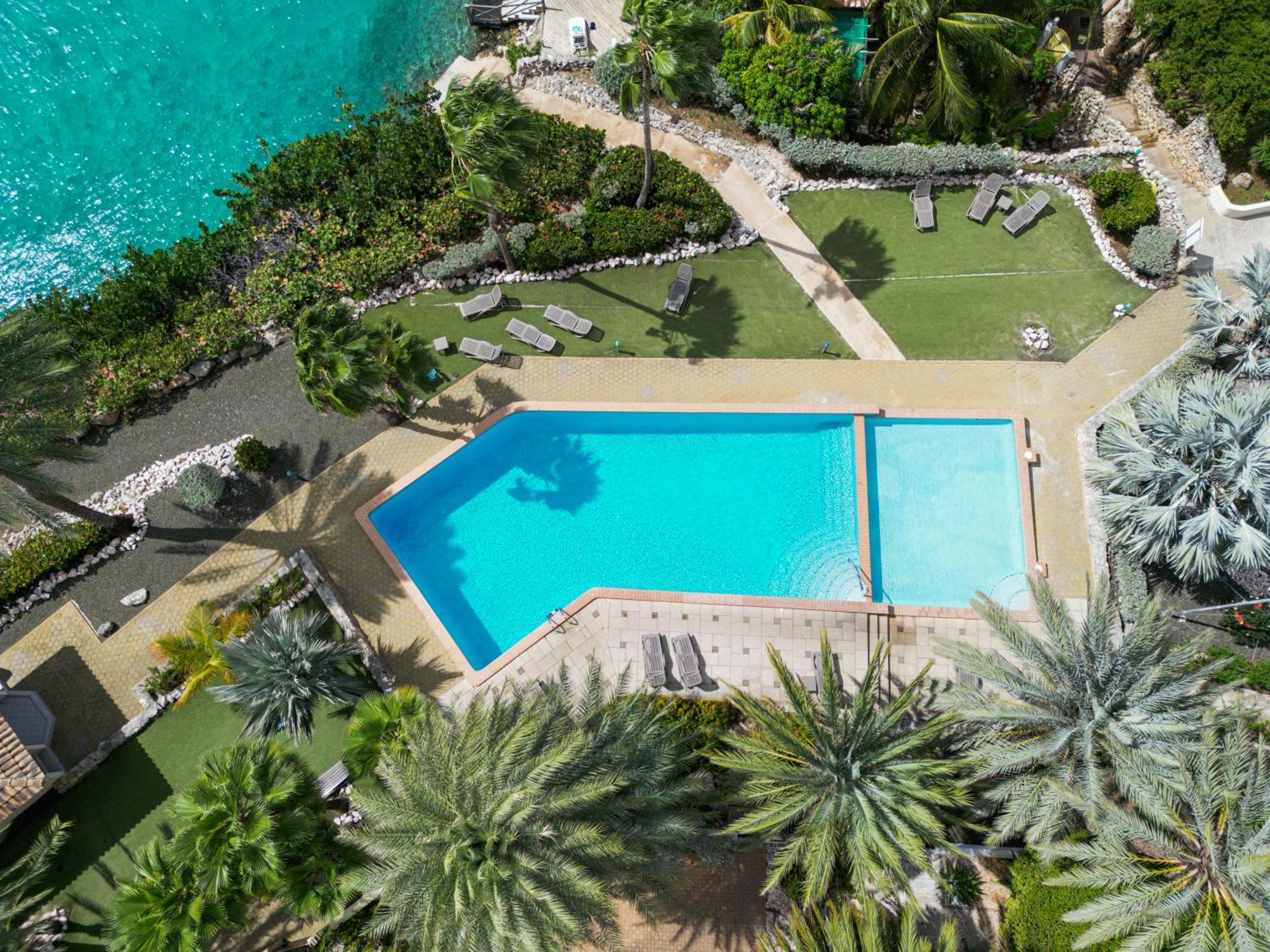 Flamboyan Op Ocean Resort, Mambo Curacao Willemstad