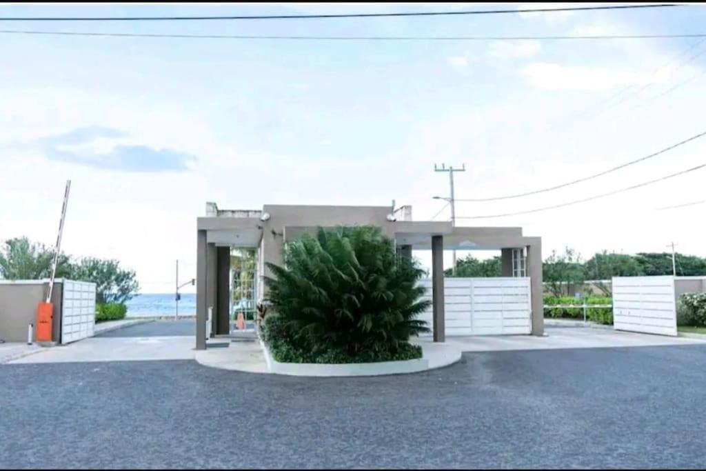 Welcome To Our Ocean View Villa! Villa *