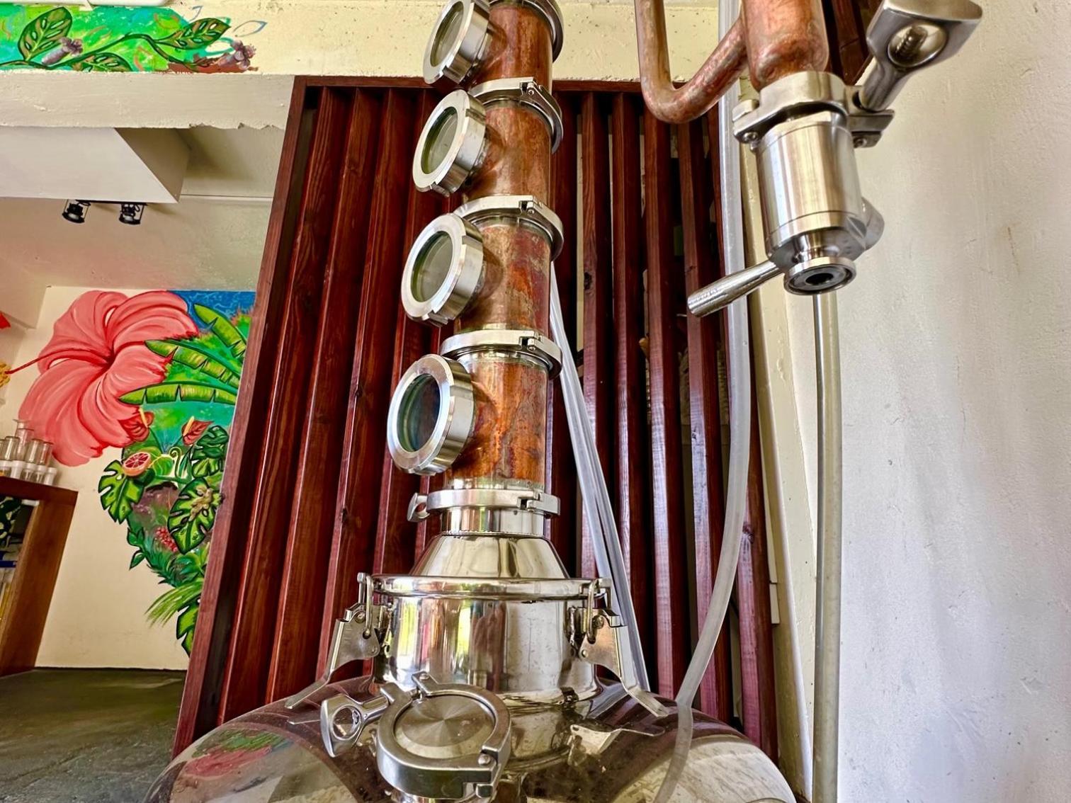 Sea Cliff Eco-cottages & Gin Distillery * Calibishie