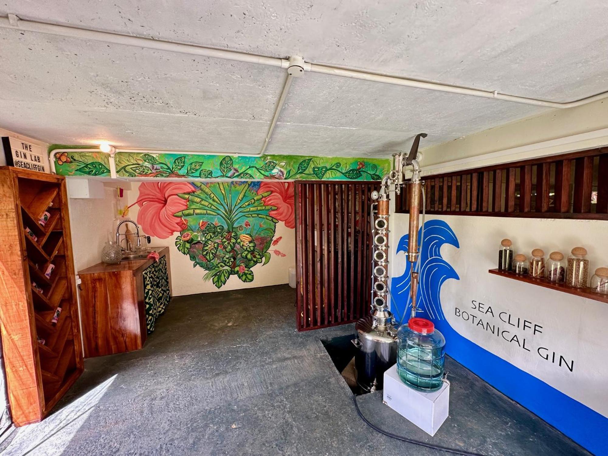 Sea Cliff Eco-cottages & Gin Distillery * Calibishie