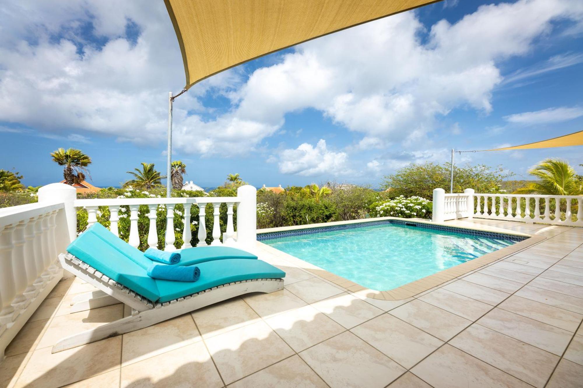 Villa Coral Estate Holidays *