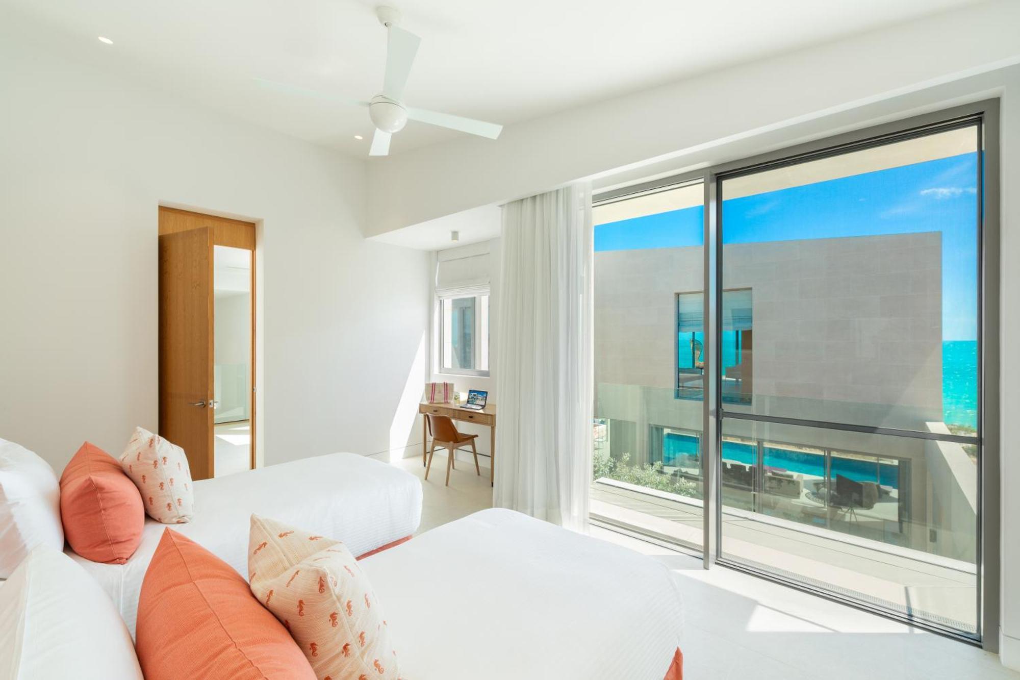 South Bank 5* Long Bay