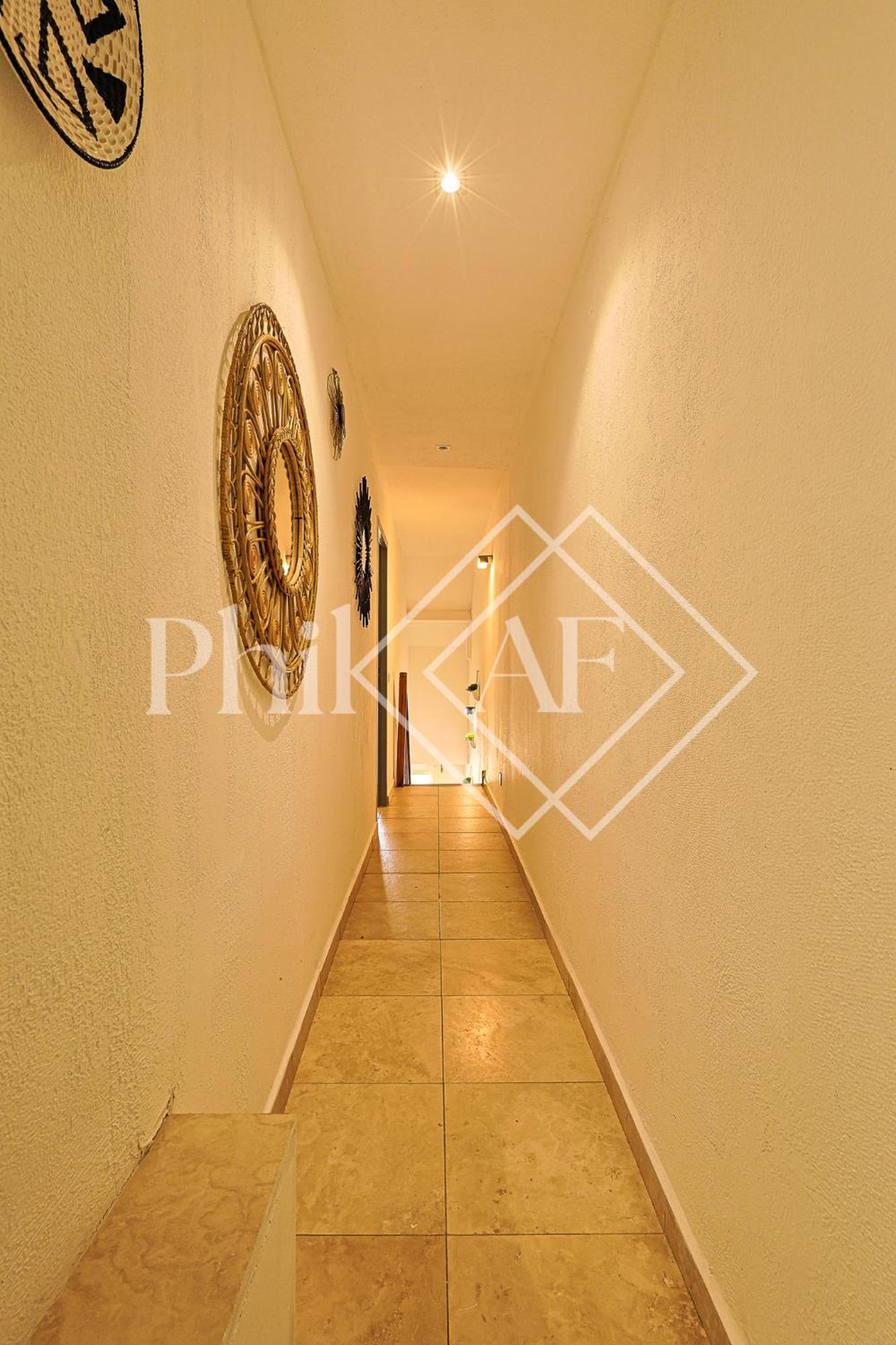 Apartment 5 Bed-rooms Beach-front Duplex Of 189 M2 At Orient Colombier