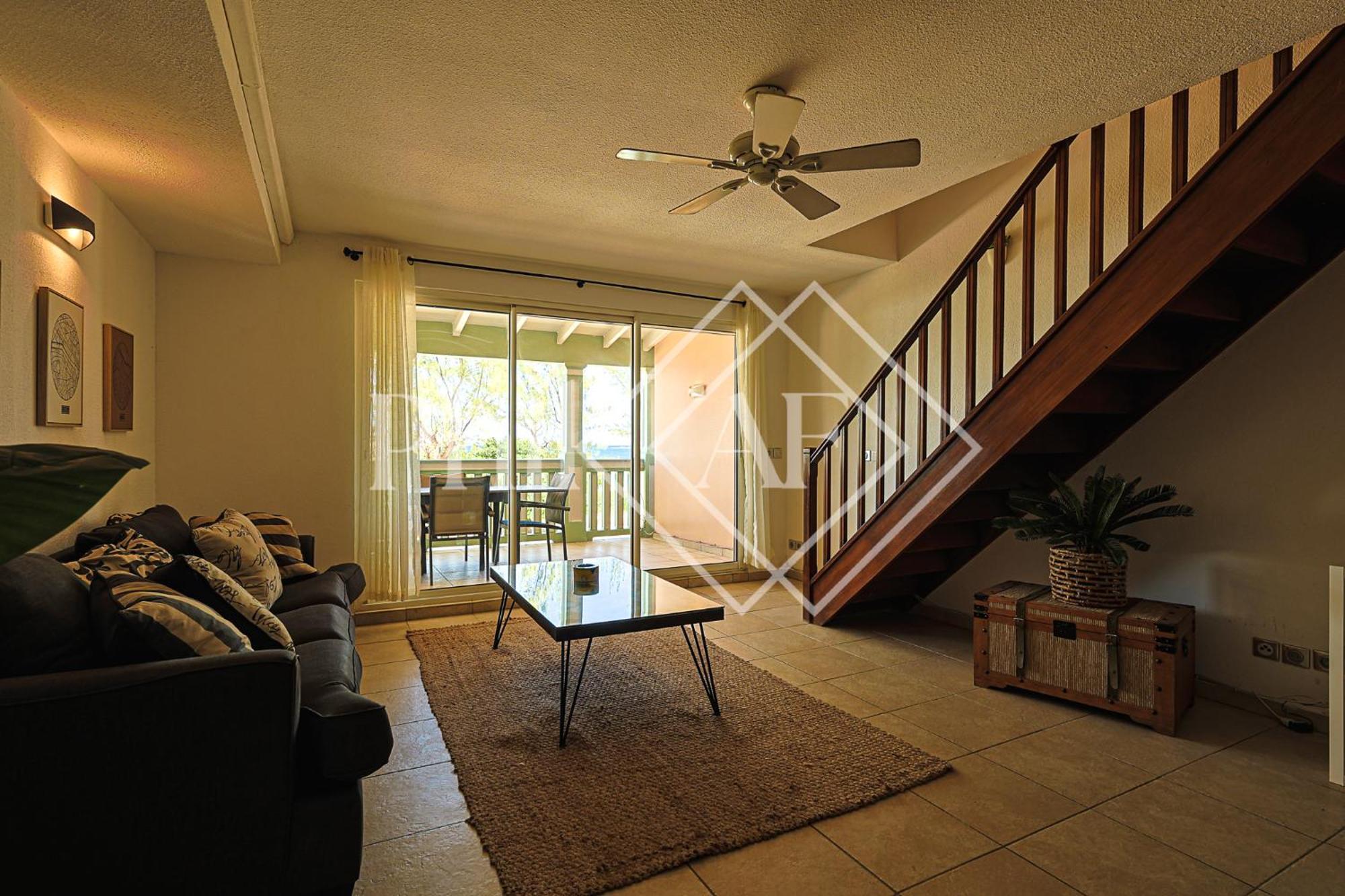 5 Bed-rooms Beach-front Duplex Of 189 M2 At Orient Colombier