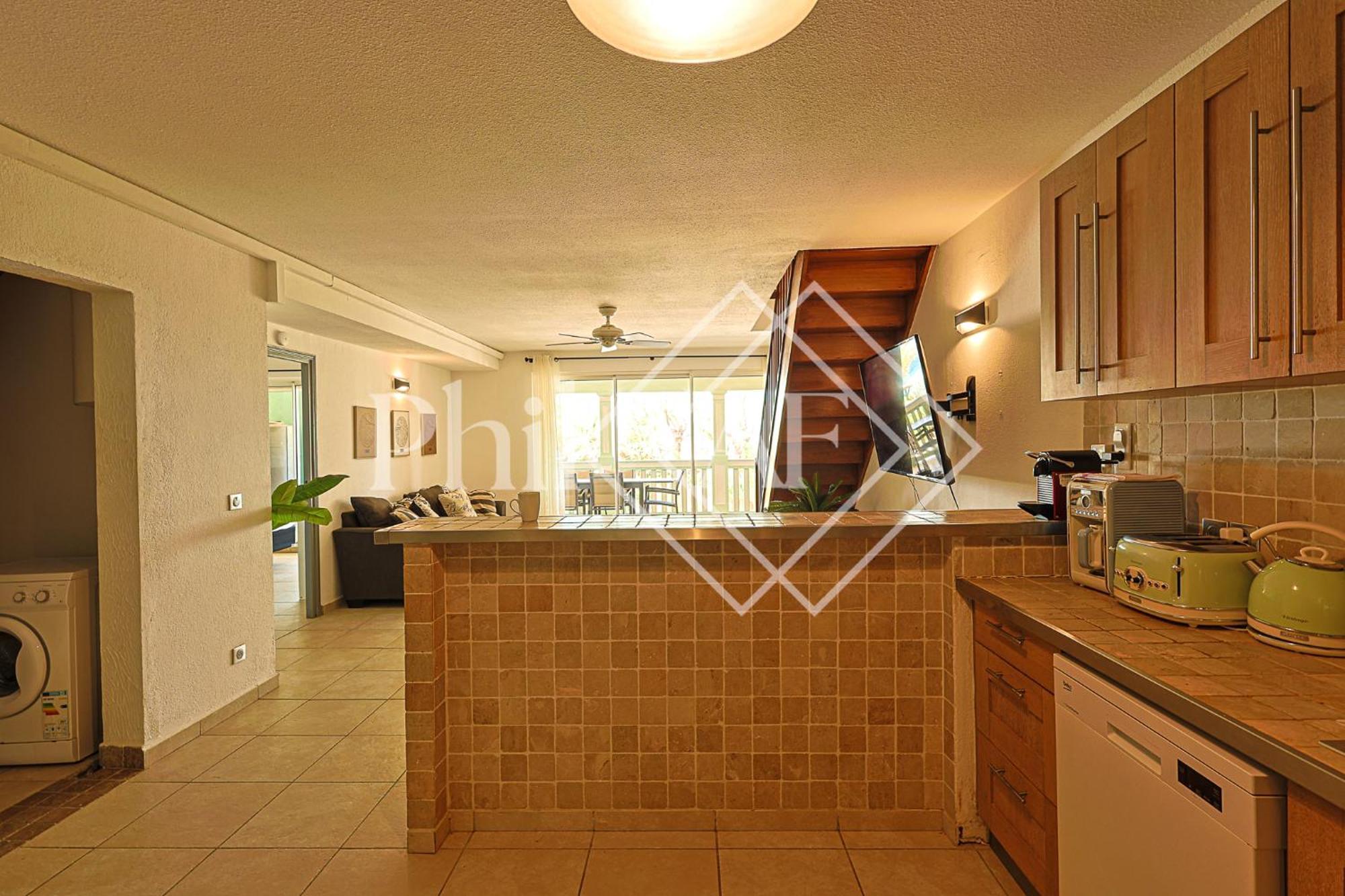 5 Bed-rooms Beach-front Duplex Of 189 M2 At Orient Apartment