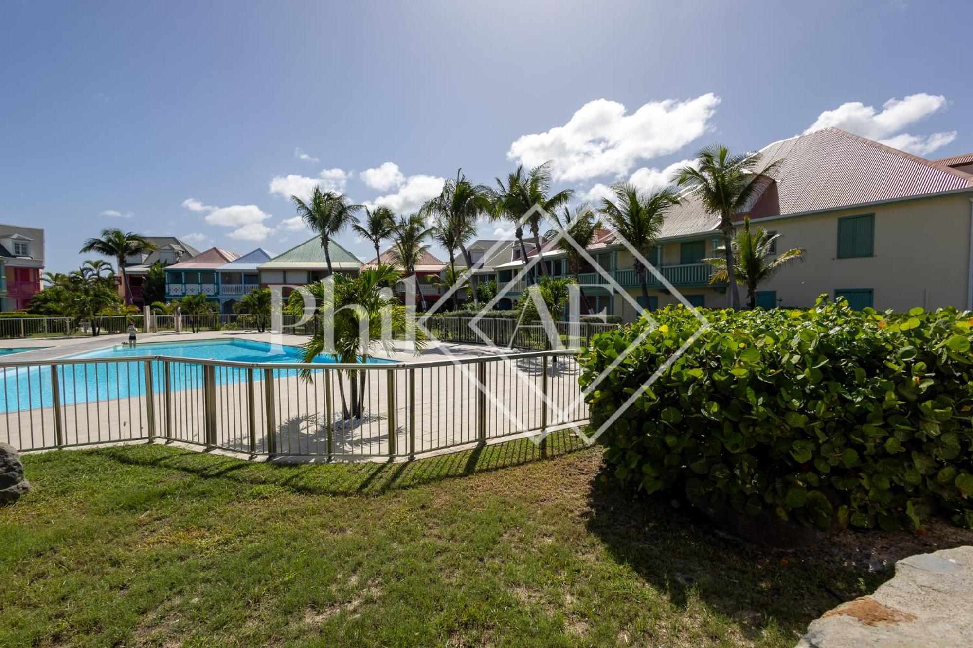 5 Bed-rooms Beach-front Duplex Of 189 M2 At Orient Apartment