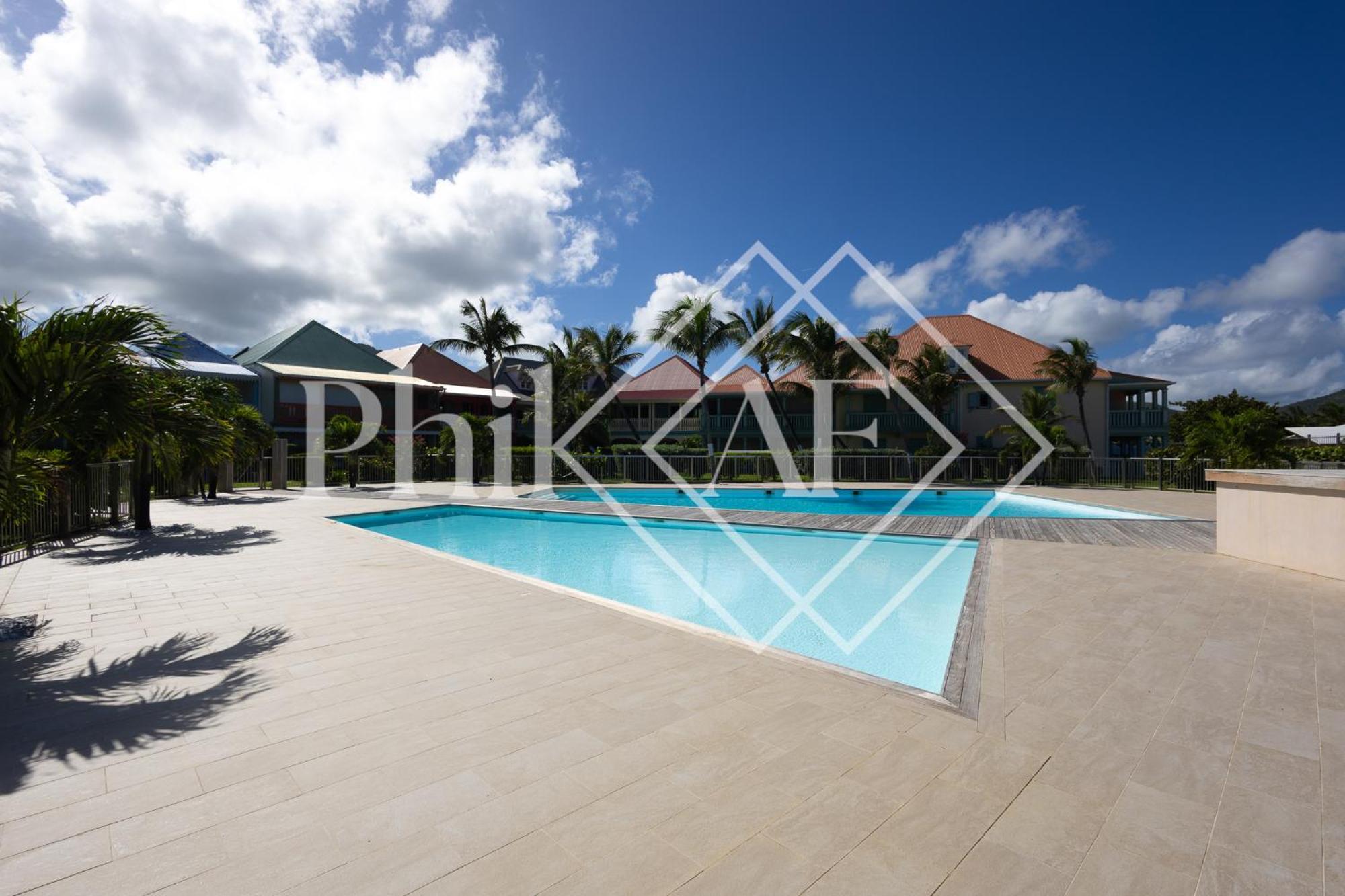5 Bed-rooms Beach-front Duplex Of 189 M2 At Orient * Colombier