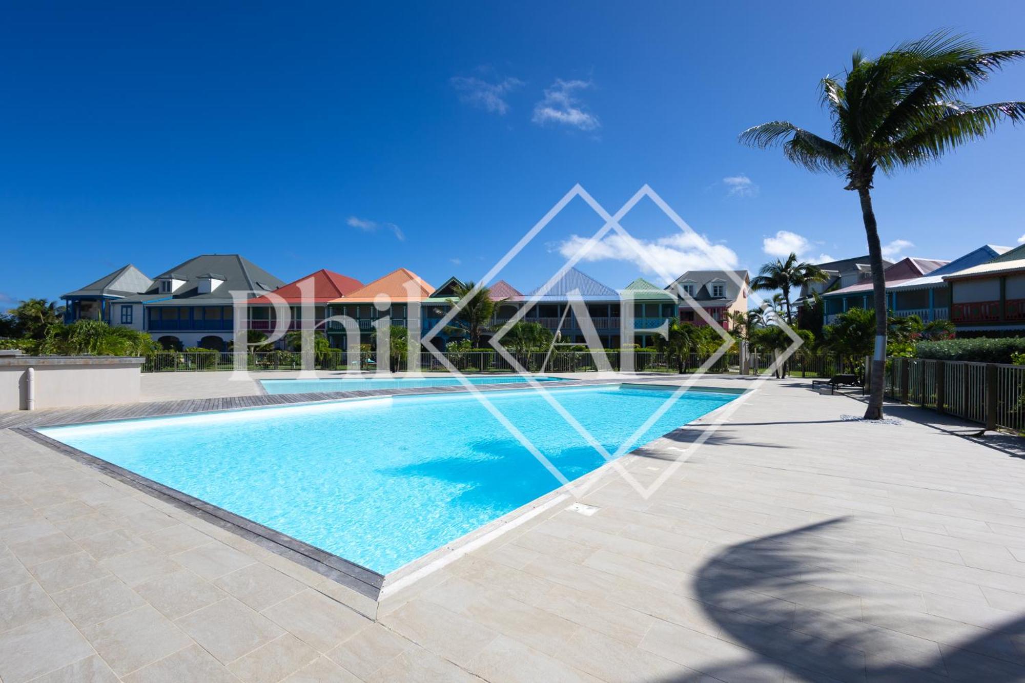 Apartment 5 Bed-rooms Beach-front Duplex Of 189 M2 At Orient Colombier