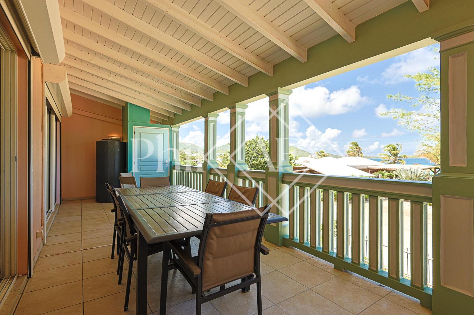5 Bed-rooms Beach-front Duplex Of 189 M2 At Orient