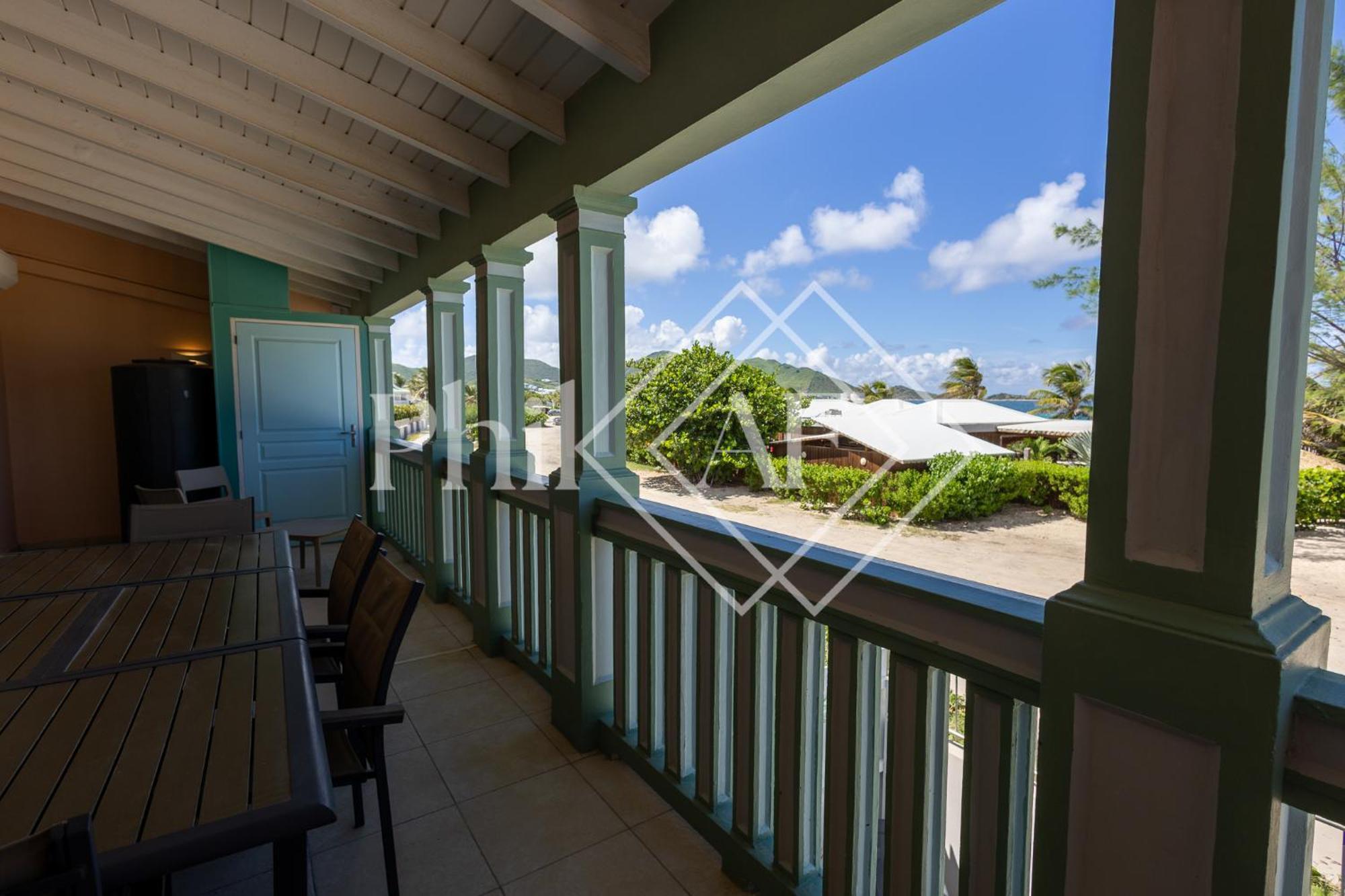 5 Bed-rooms Beach-front Duplex Of 189 M2 At Orient * Colombier