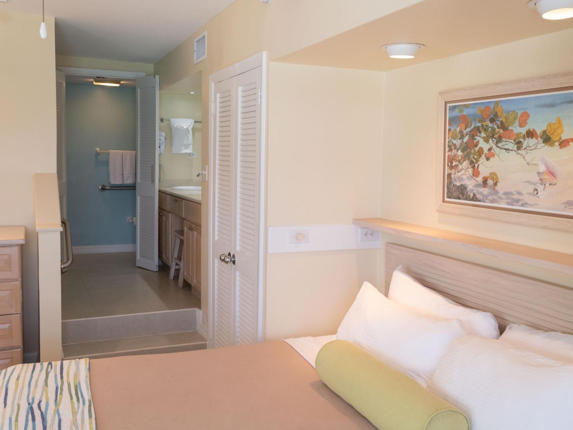 Paradise Island Club Ocean View *