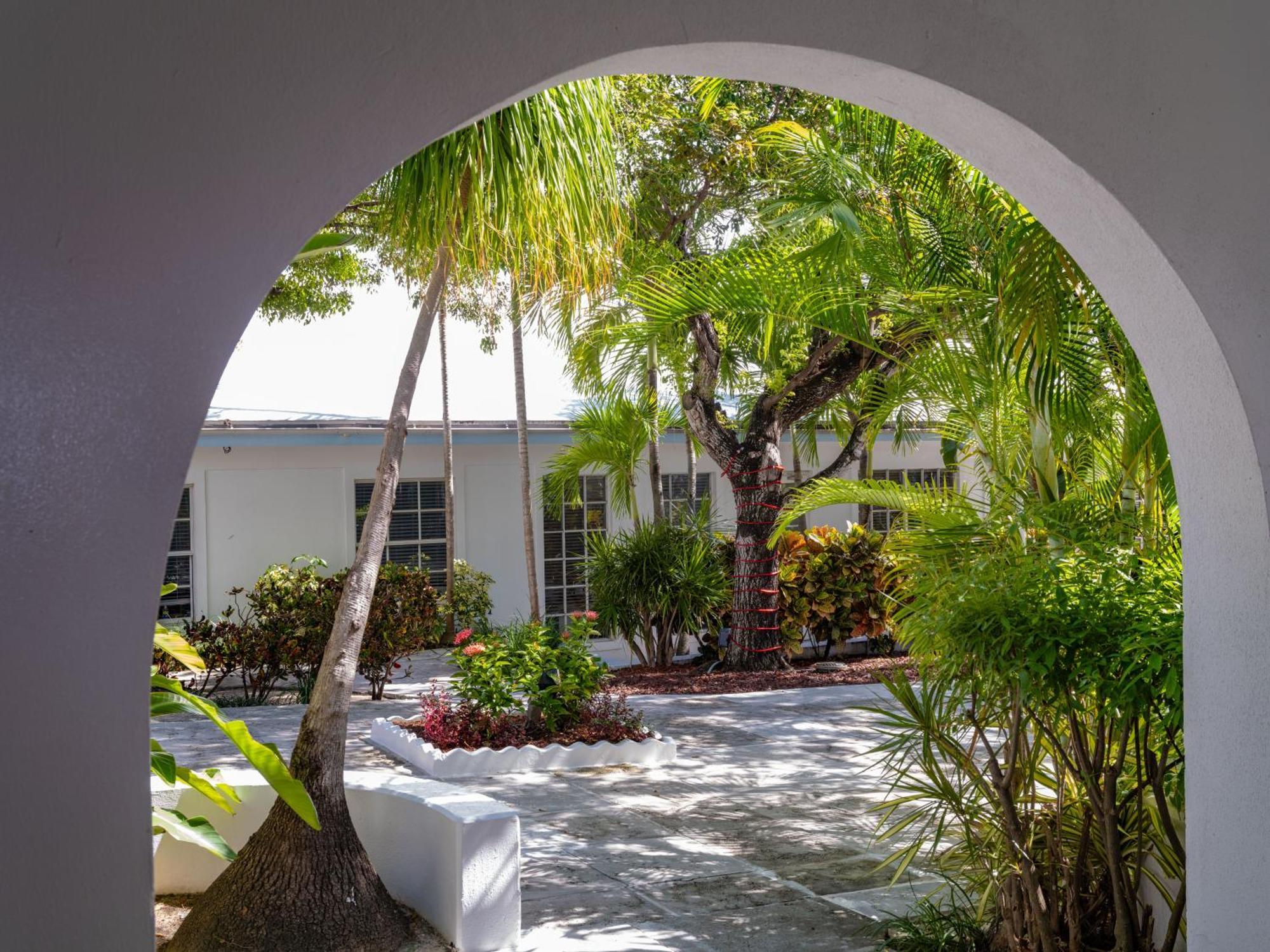 Paradise Island Club Ocean View Villa *