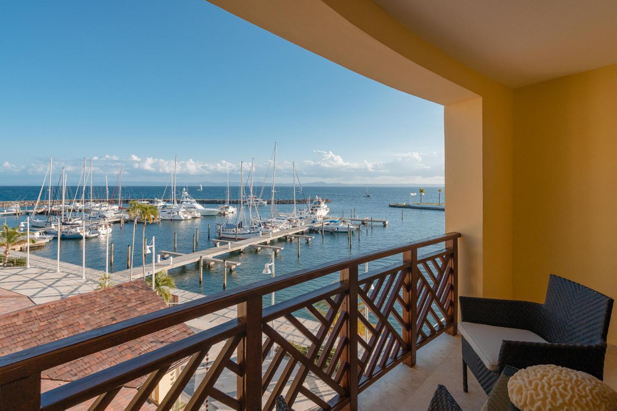 Hotel The Bannister & Yacht Club By Mint 5*