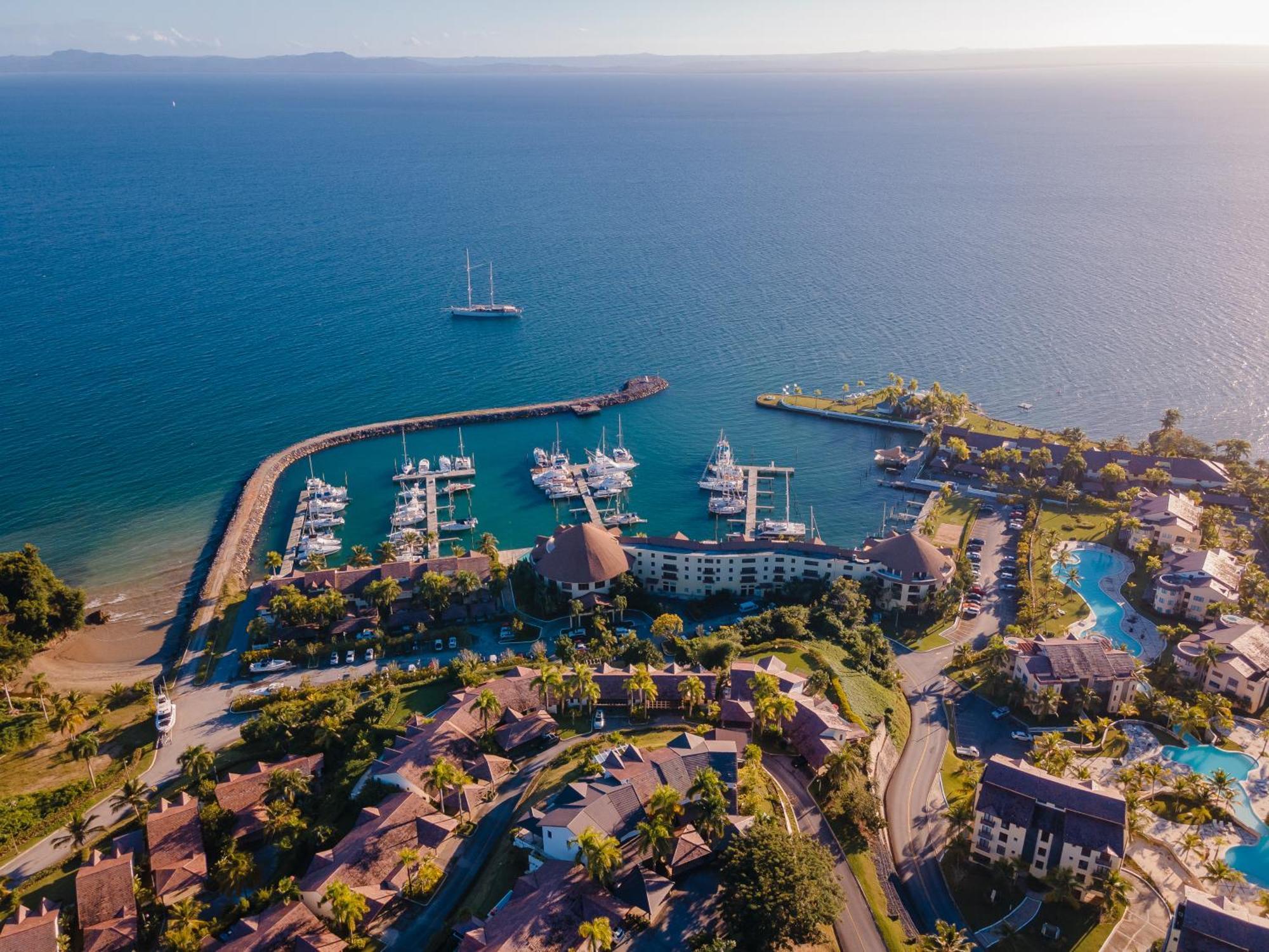 Hotel The Bannister & Yacht Club By Mint