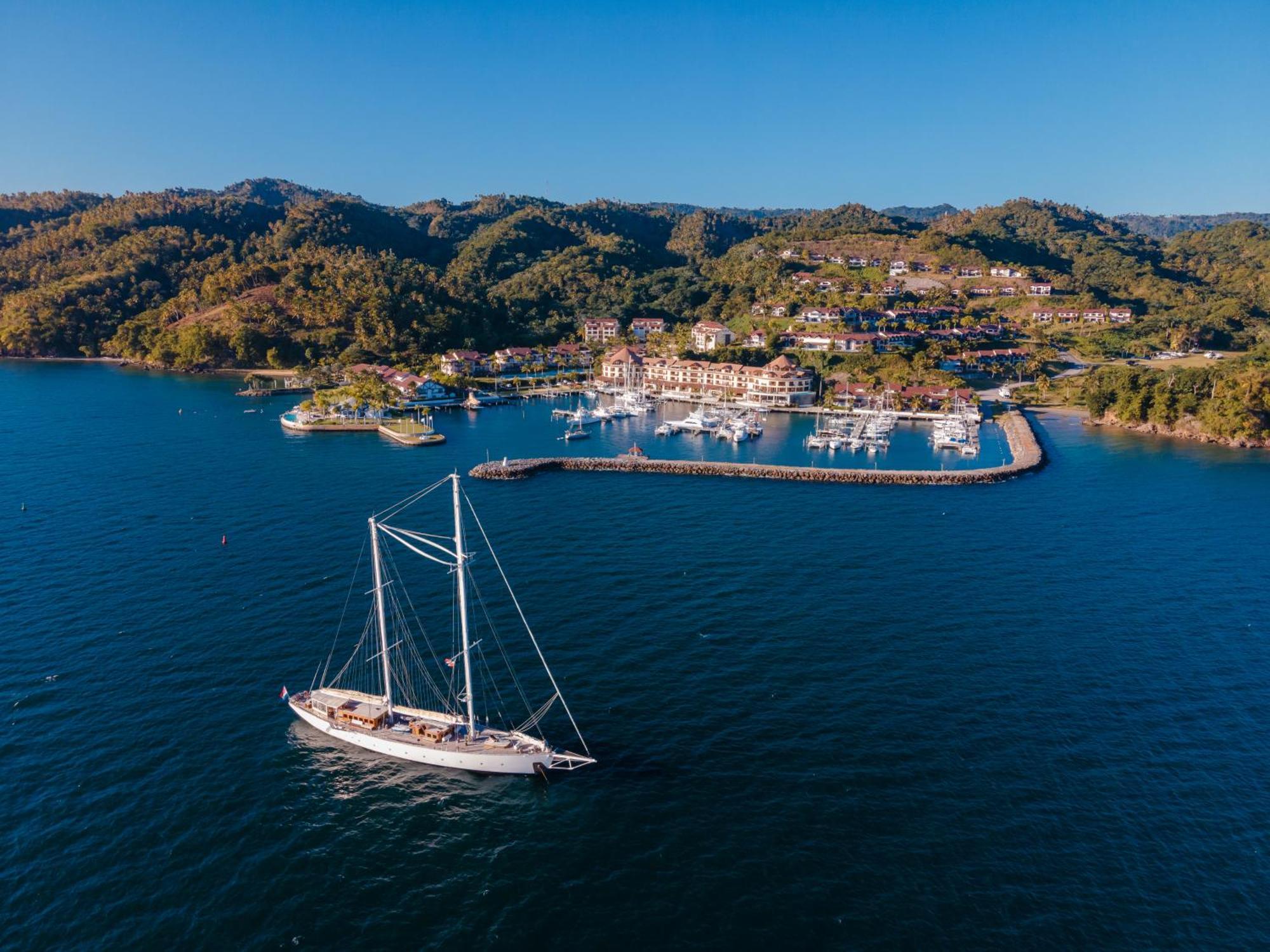 Hotel The Bannister & Yacht Club By Mint