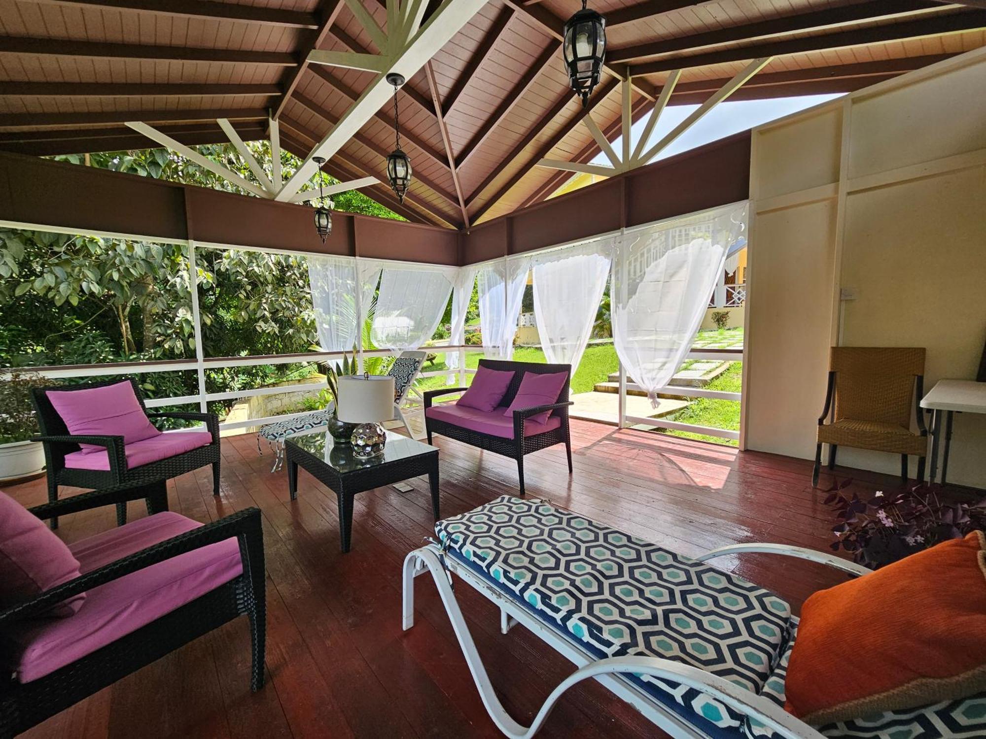 Apartment Royal Escape - 2 Anse La Raye