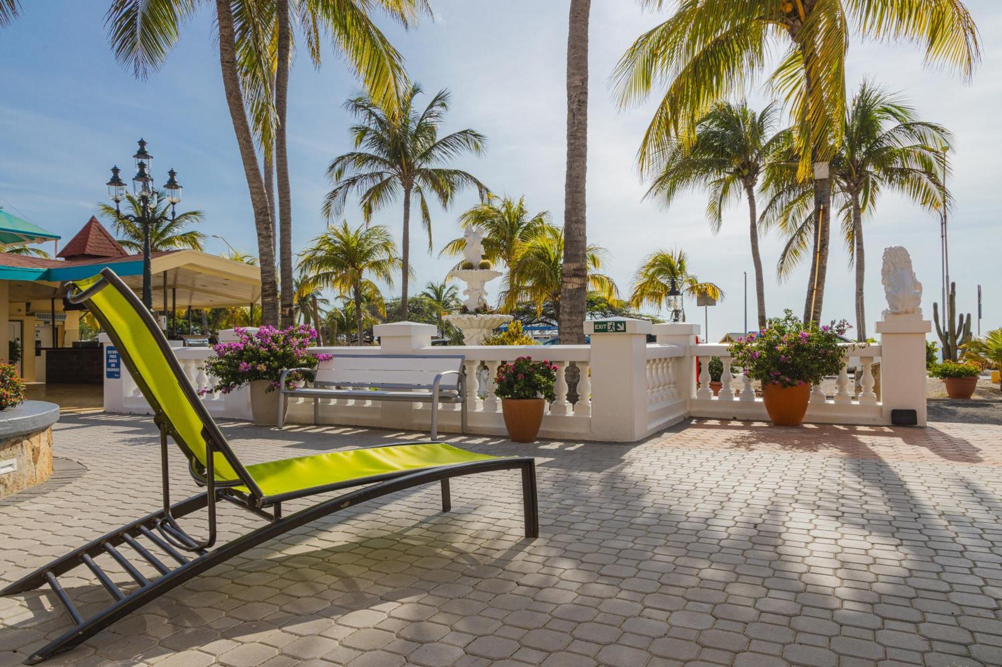 Amsterdam Manor Beach 4*