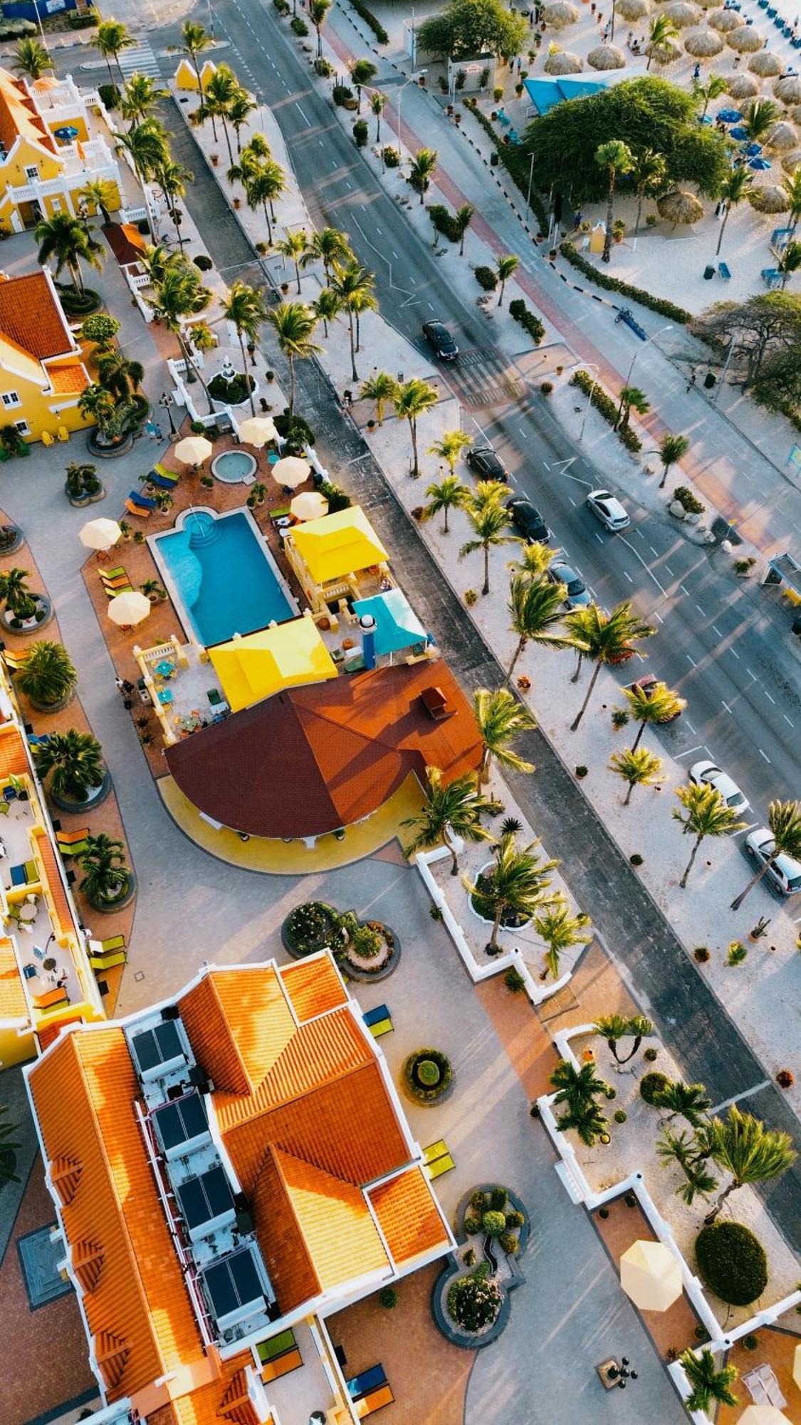 Amsterdam Manor Beach 4*
