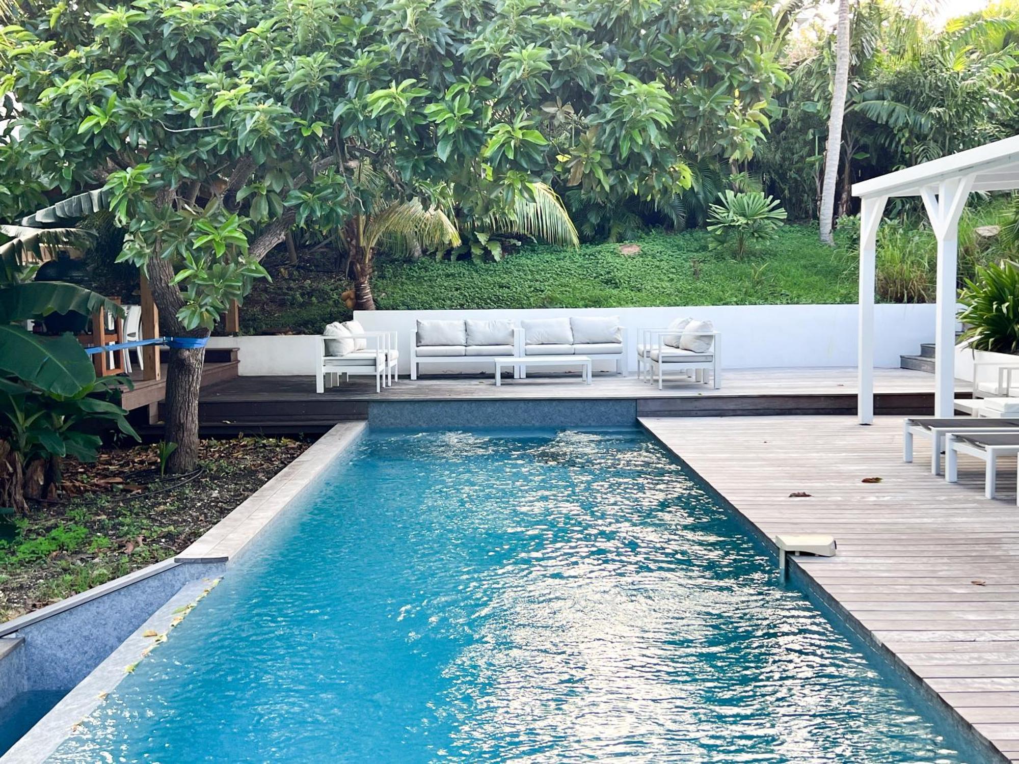 - Piscine A Debordement & * Saint-Francois (Grande-Terre)