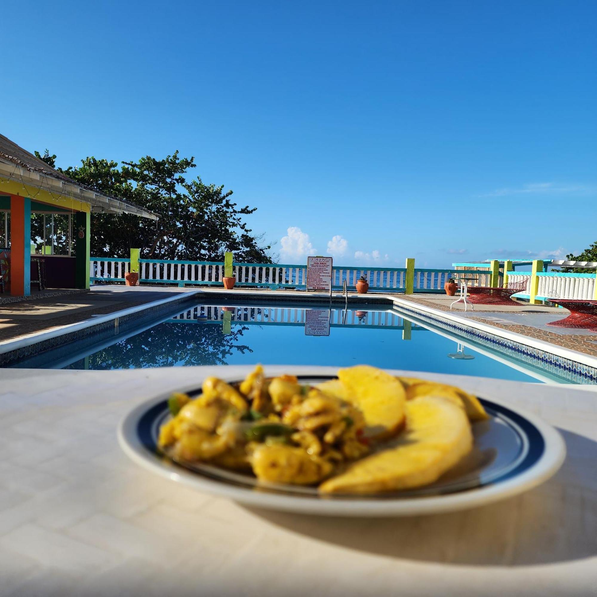 Taino Cove Guest house 3*