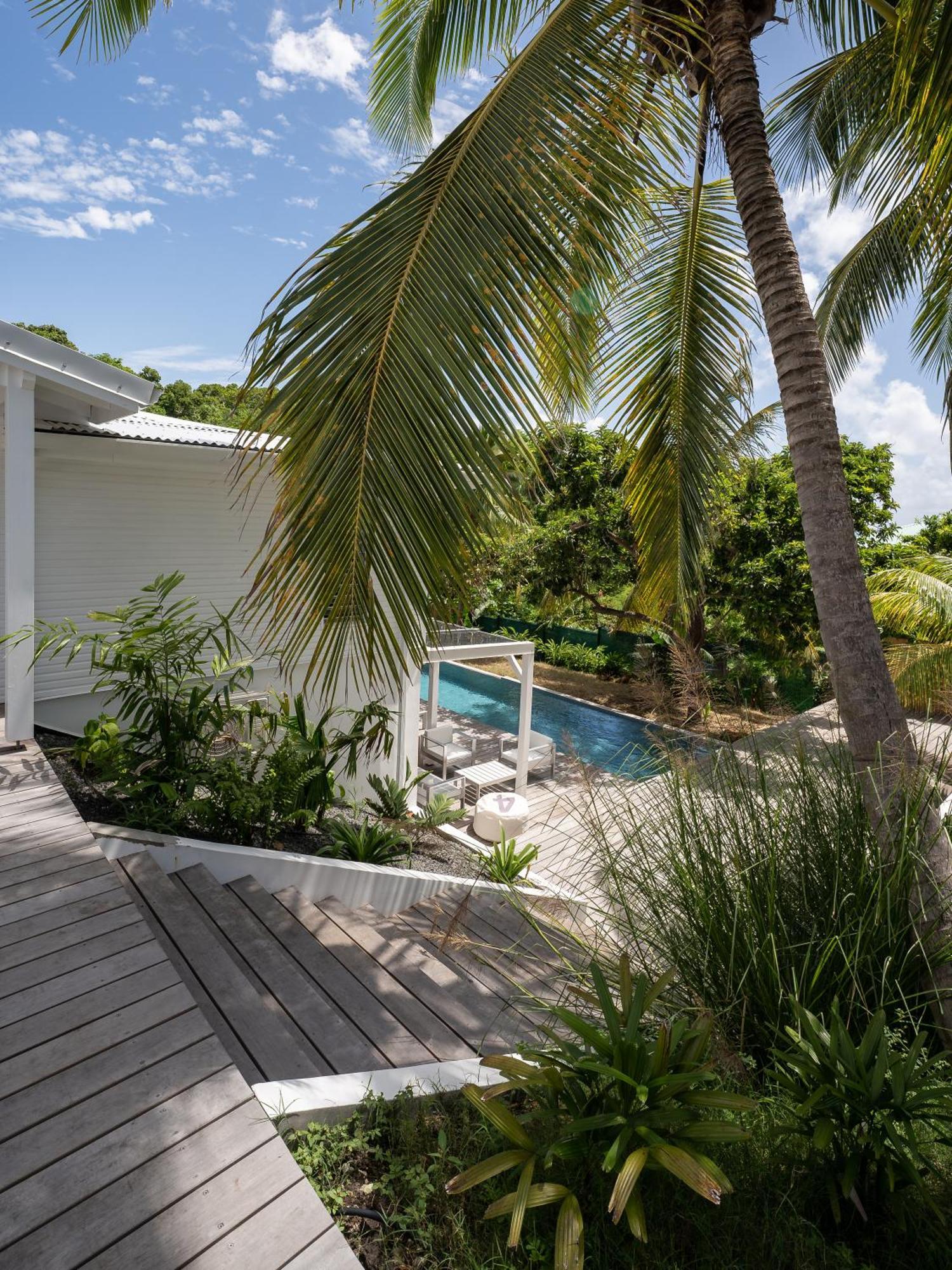 - Piscine A Debordement & * Saint-Francois (Grande-Terre)