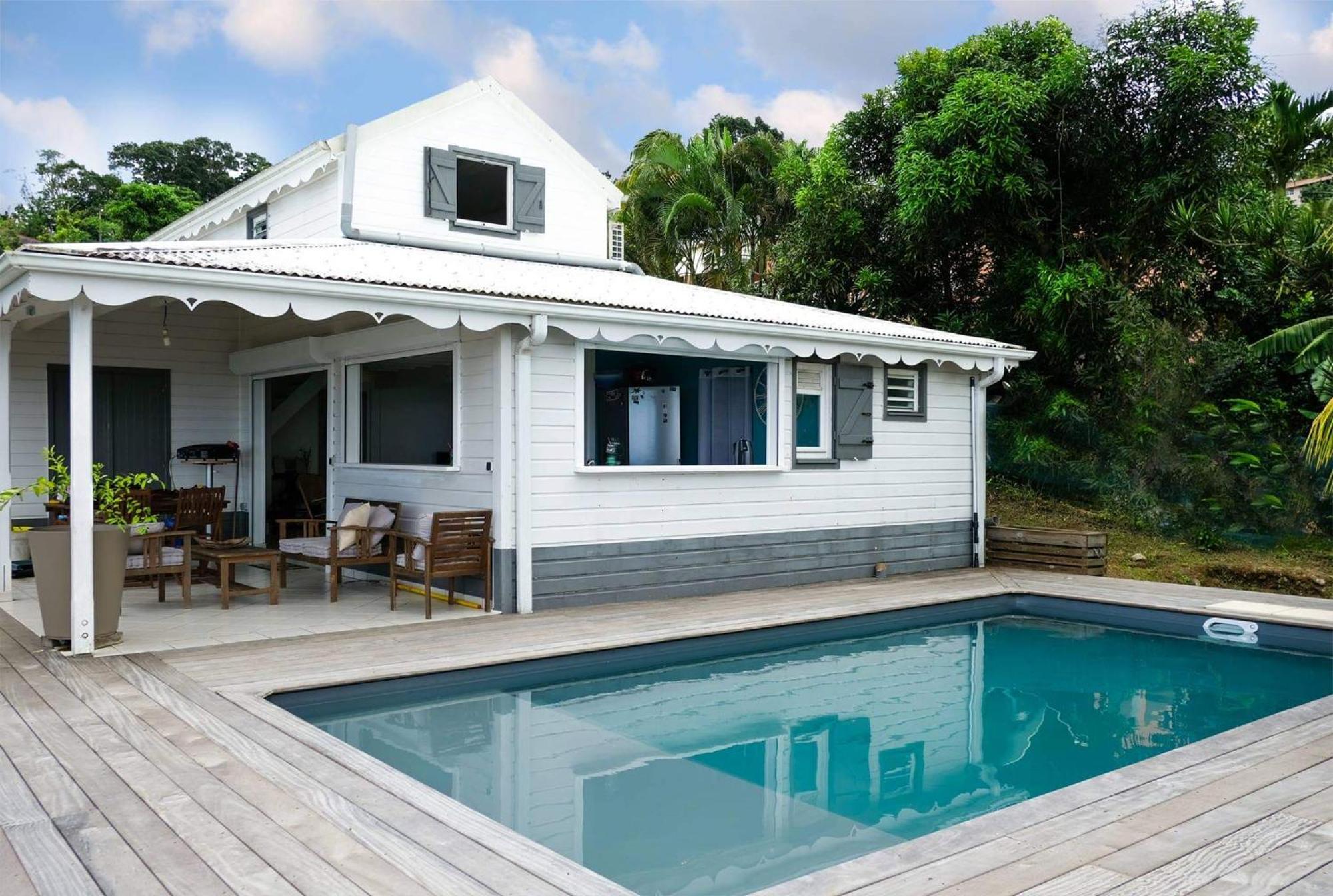 Incroyable Avec Vue Et Piscine Privative Au Sel *