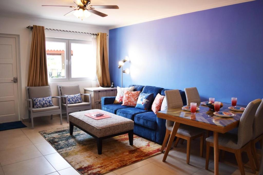 Steps To Eagle Beach #10 Apartamento *