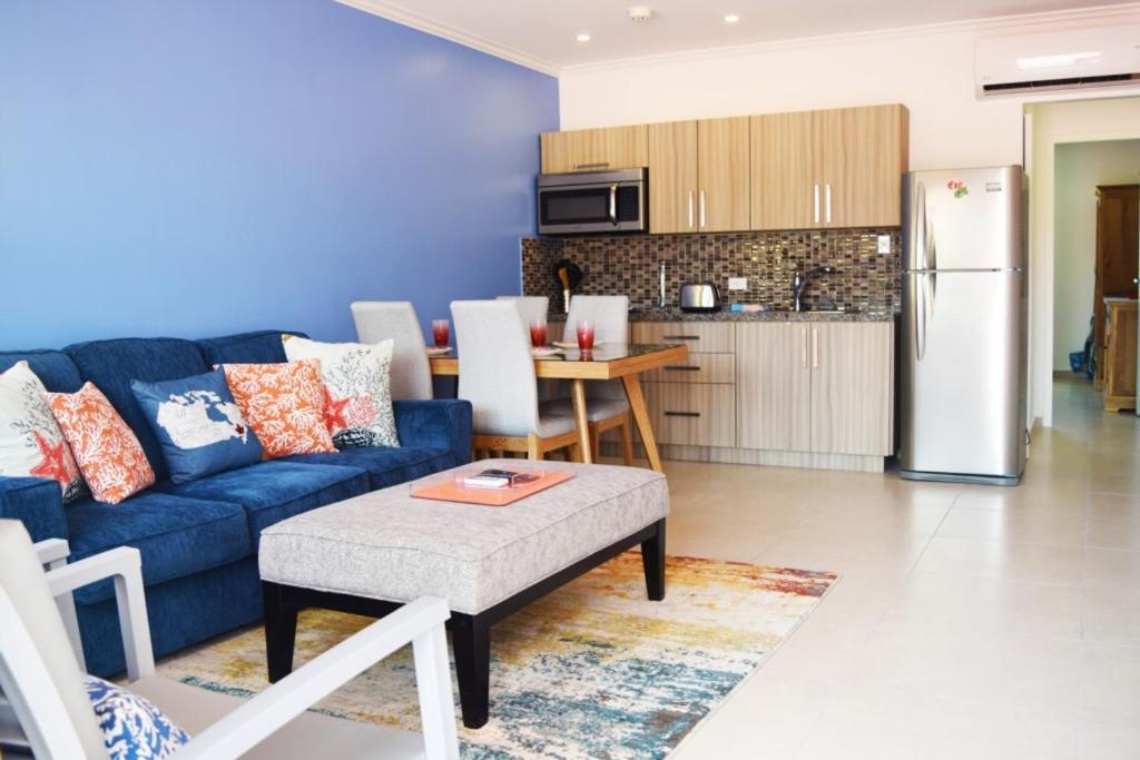 Steps To Eagle Beach #10 Apartamento